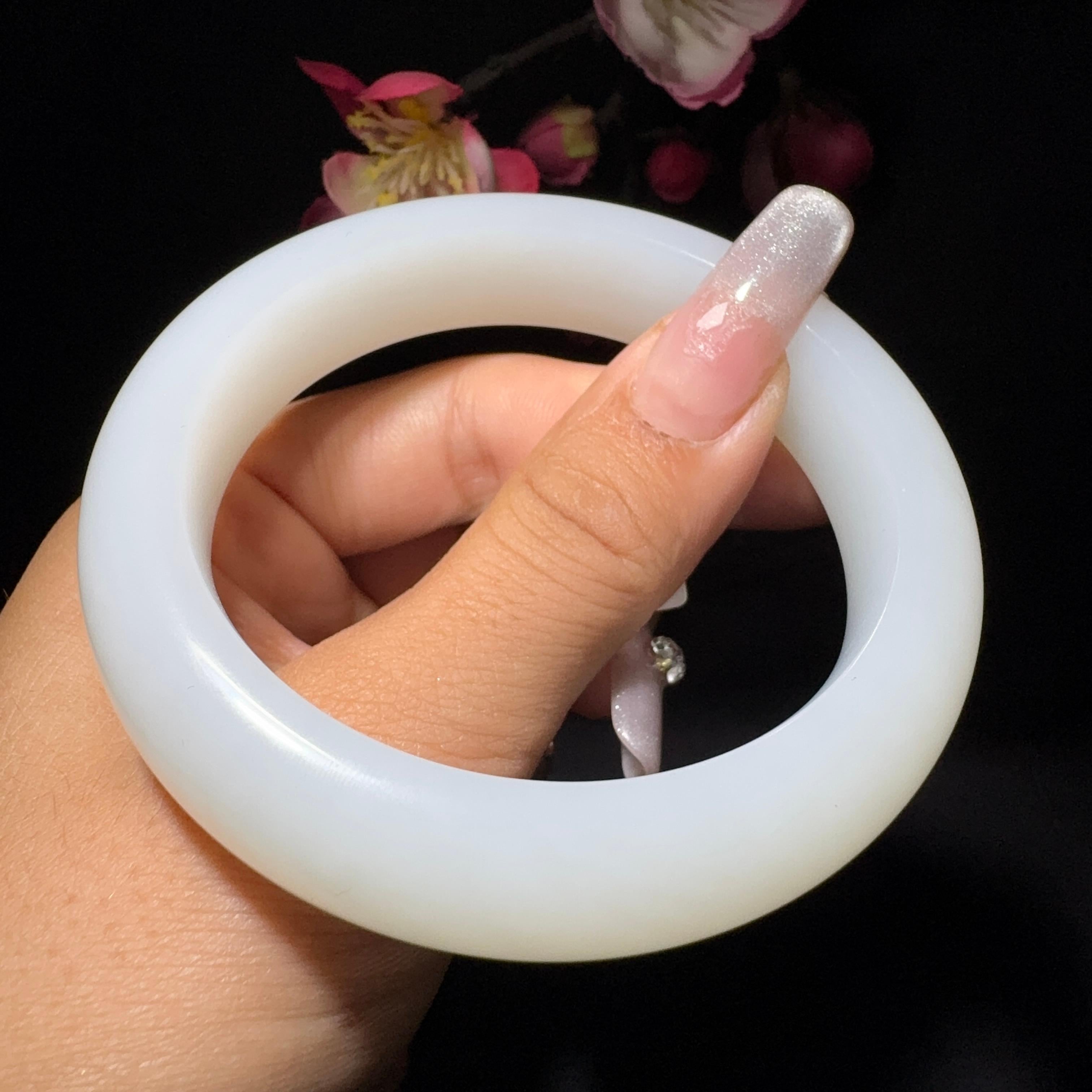 和田玉白玉手镯（69.2g）