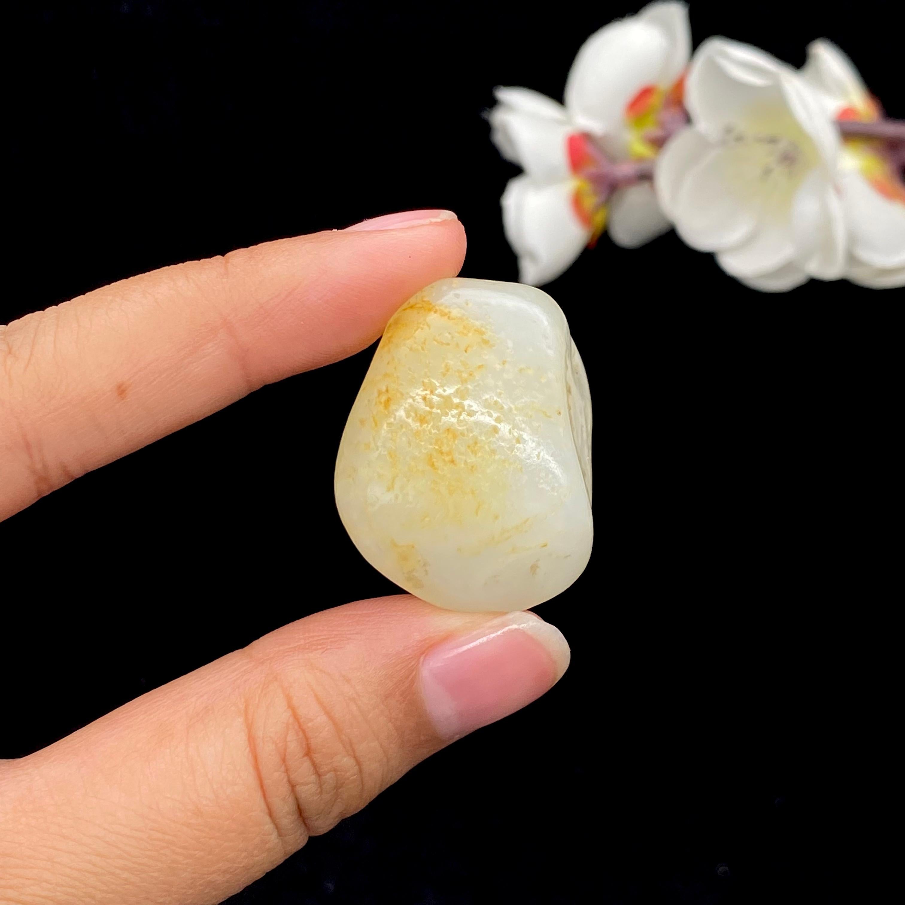 【超值推荐】和田玉洒金皮籽料挂件（20.7g）