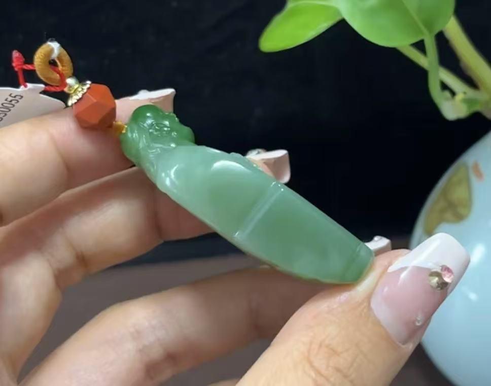 和田玉碧玉双色佛公（44.7g）