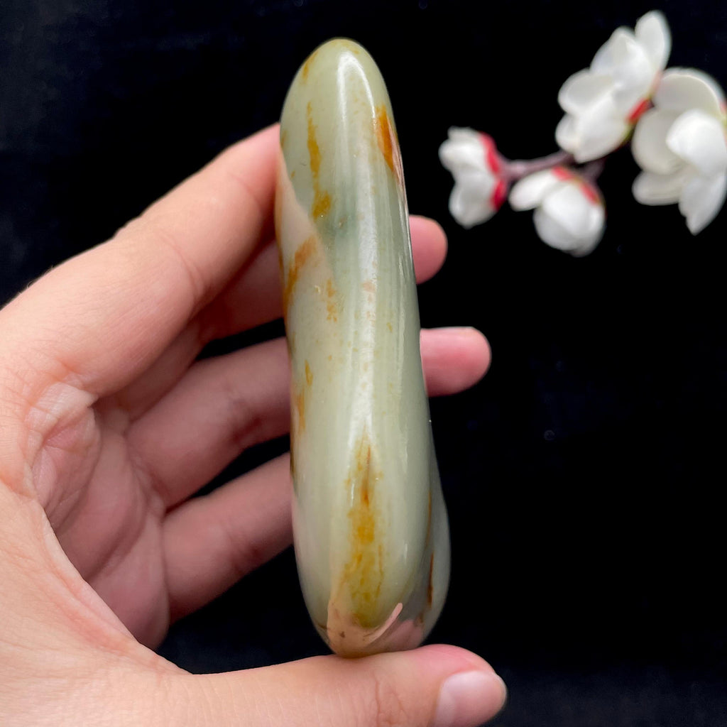 和田玉聚黄皮籽料手把件（182.1g）