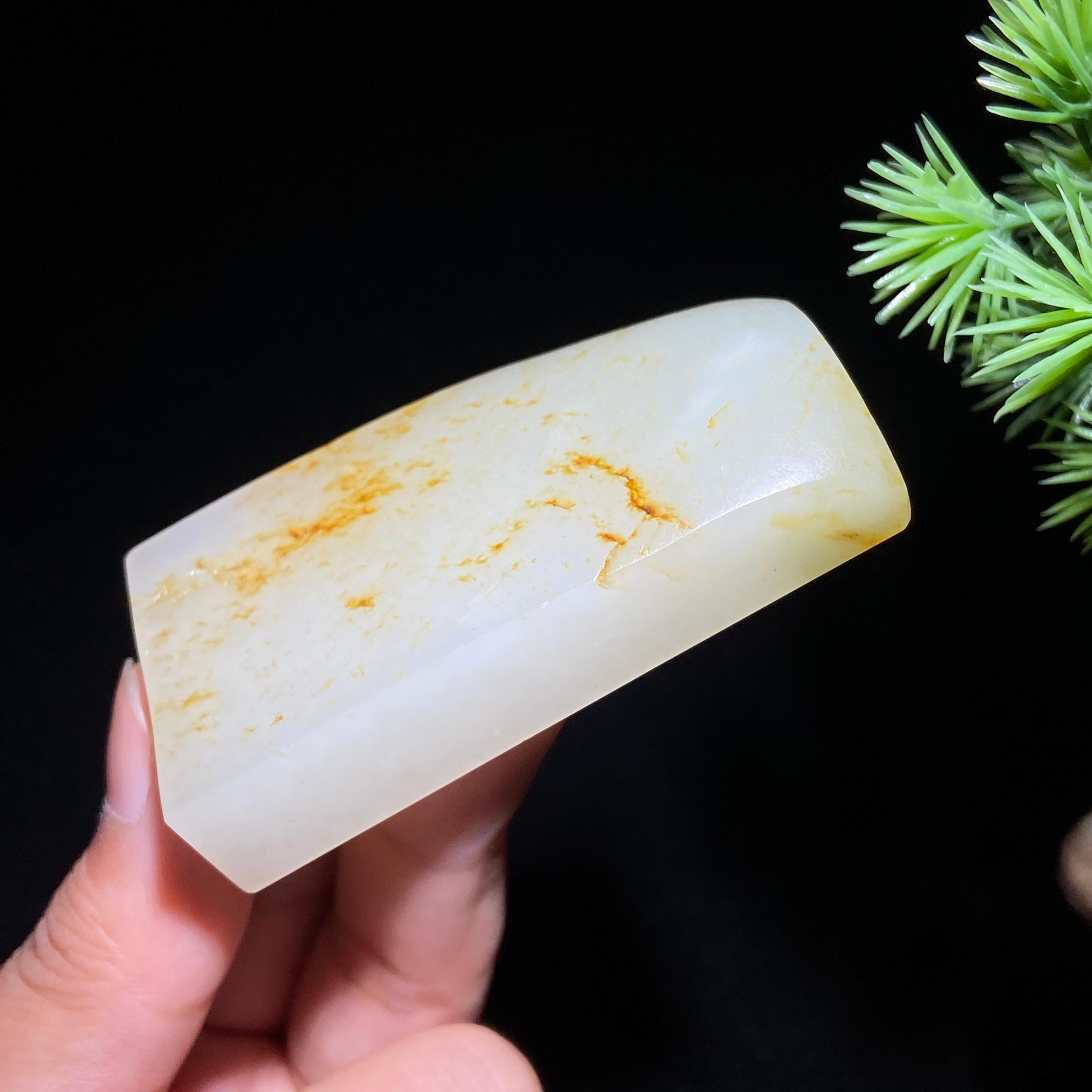 和田玉籽料无事牌（63.7g）