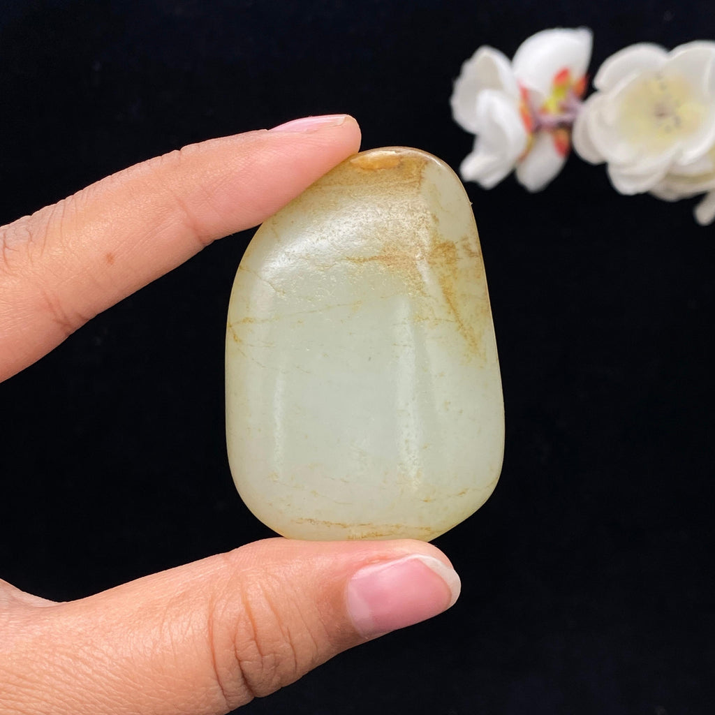和田玉黄皮籽料手把件（57.2g）