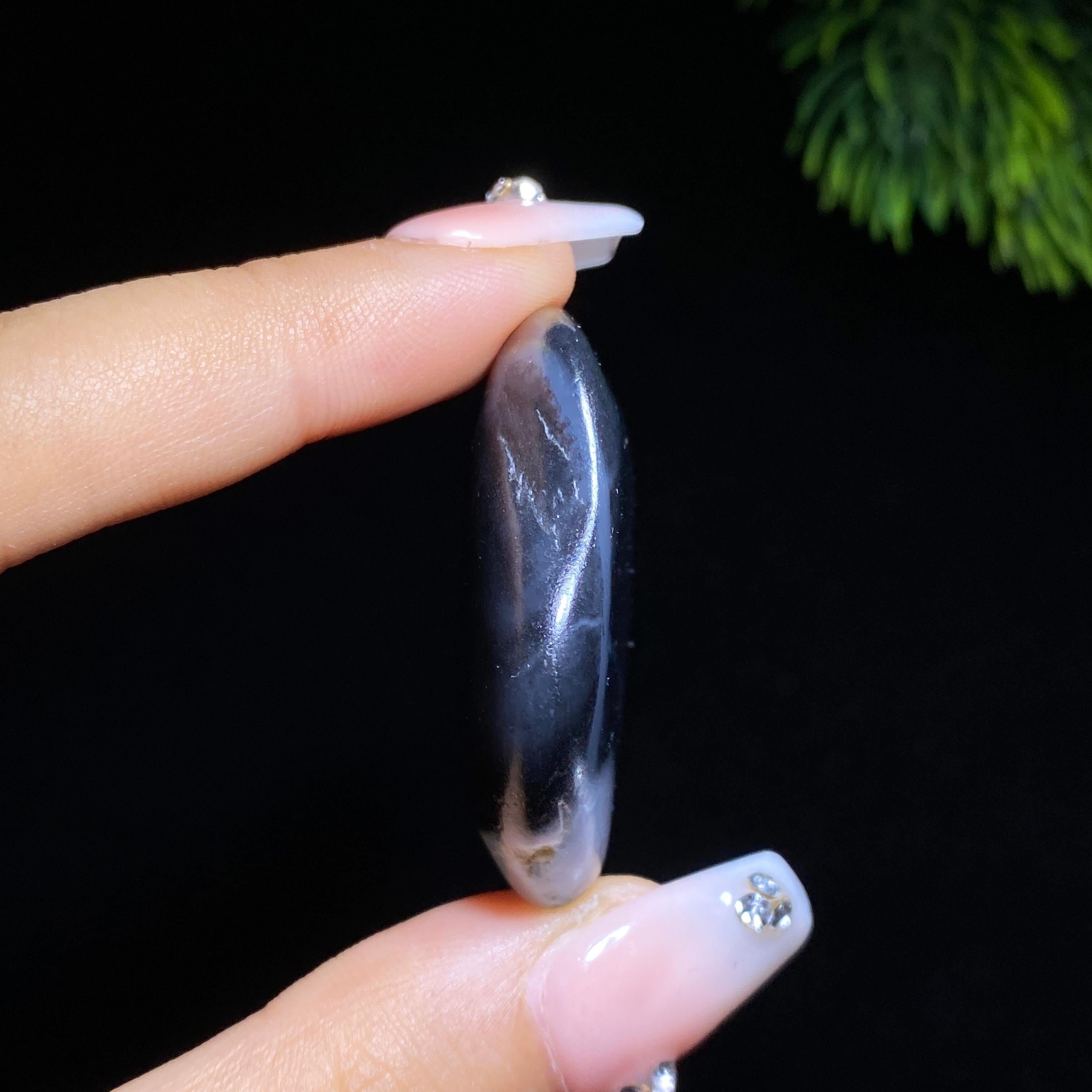 和田玉青花籽料原石（20.3g）