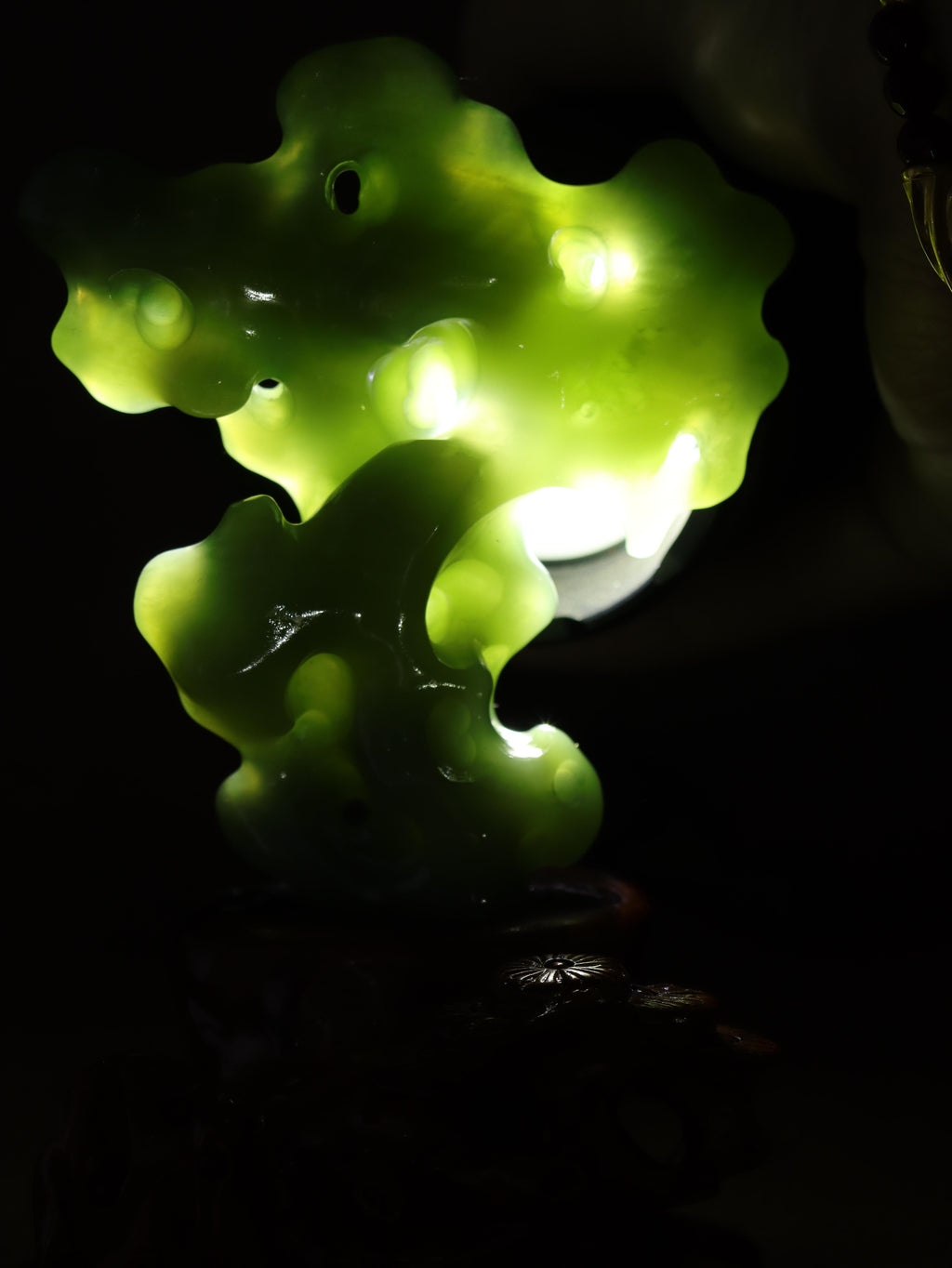 和田玉碧玉太湖石摆件（149g）