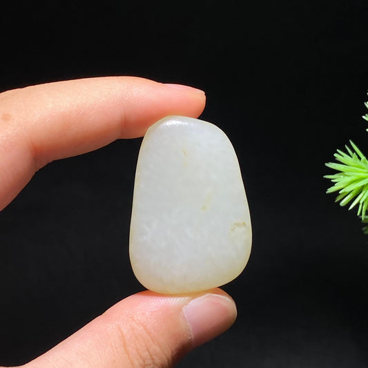 和田玉白玉洒金皮籽料原石（24.5g）