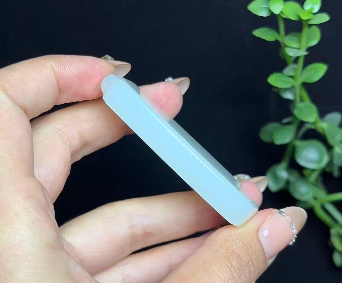 和田玉羊脂白玉平安无事牌（41.6g）