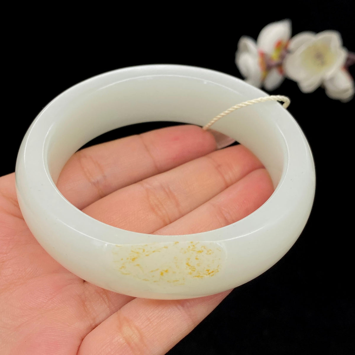 和田玉籽料【手镯】（80.8g）