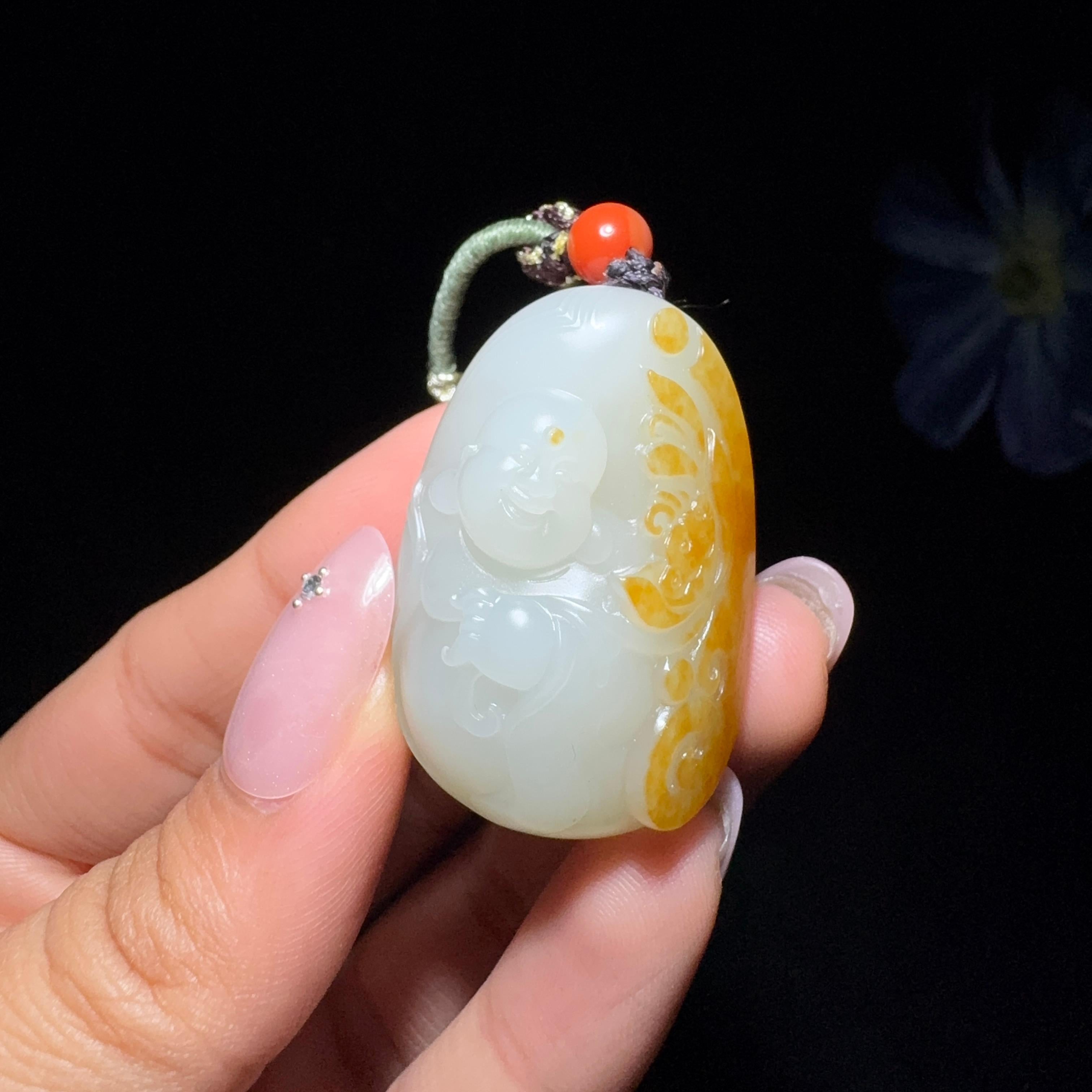和田玉籽料挂件佛公（28.1g）