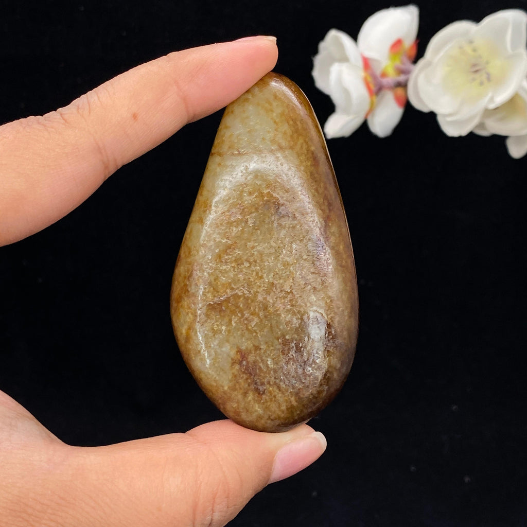 和田玉秋梨黄皮籽料手把件（95.5g）