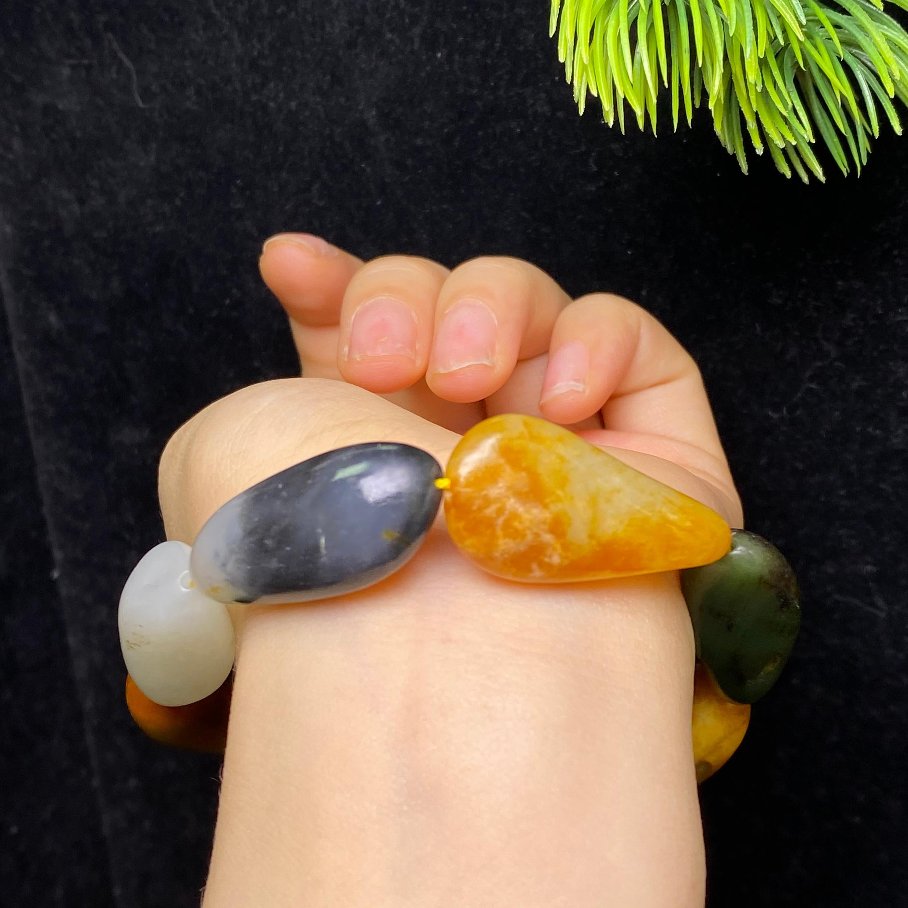 和田玉多宝籽料手串（49.9g）