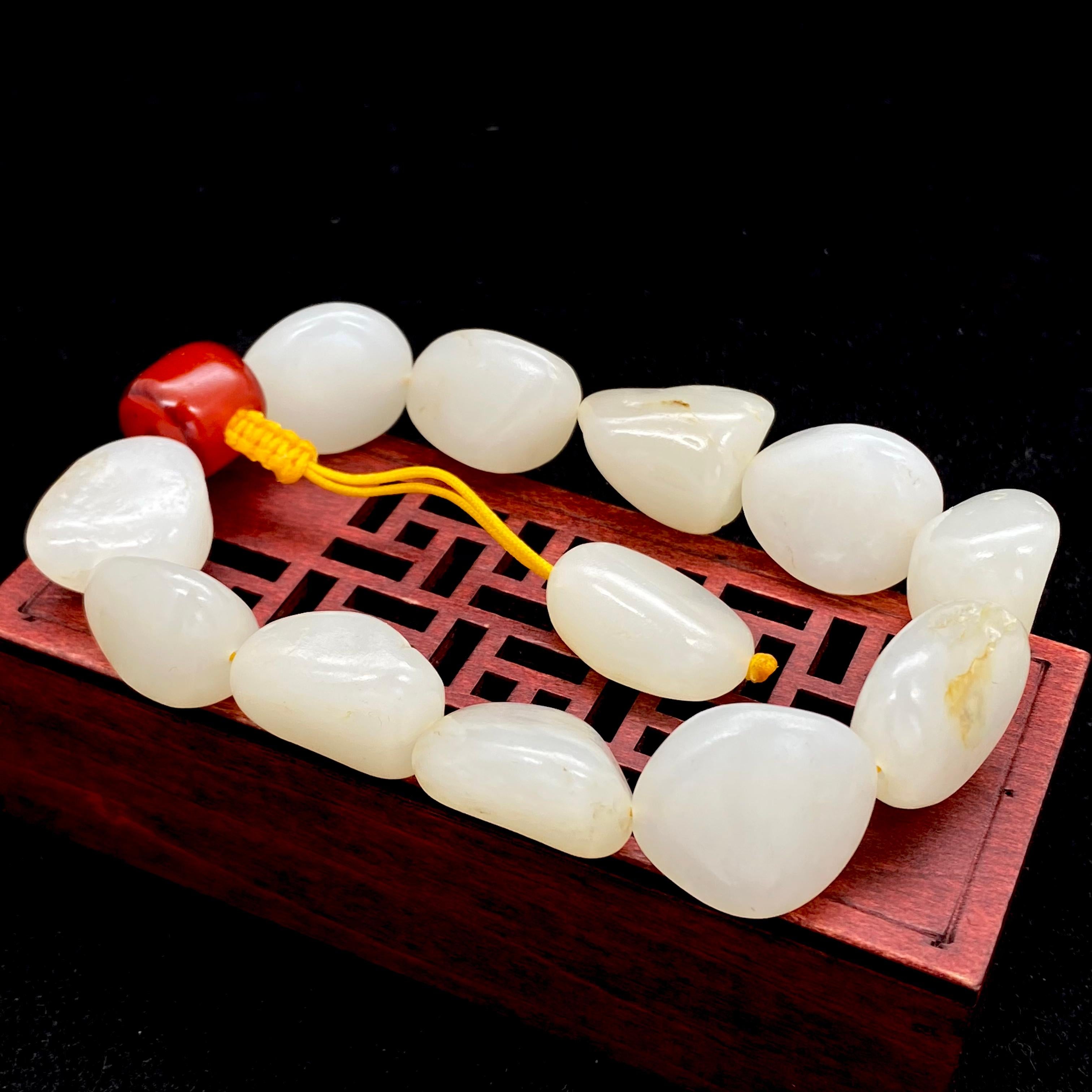 和田玉-白玉【精品手串】（64.4g） – 厚德载玉