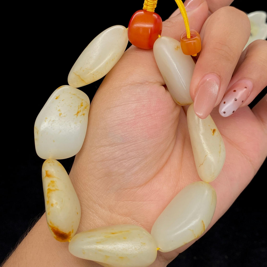 和田玉洒金皮籽料【精品手串】（86.1g）