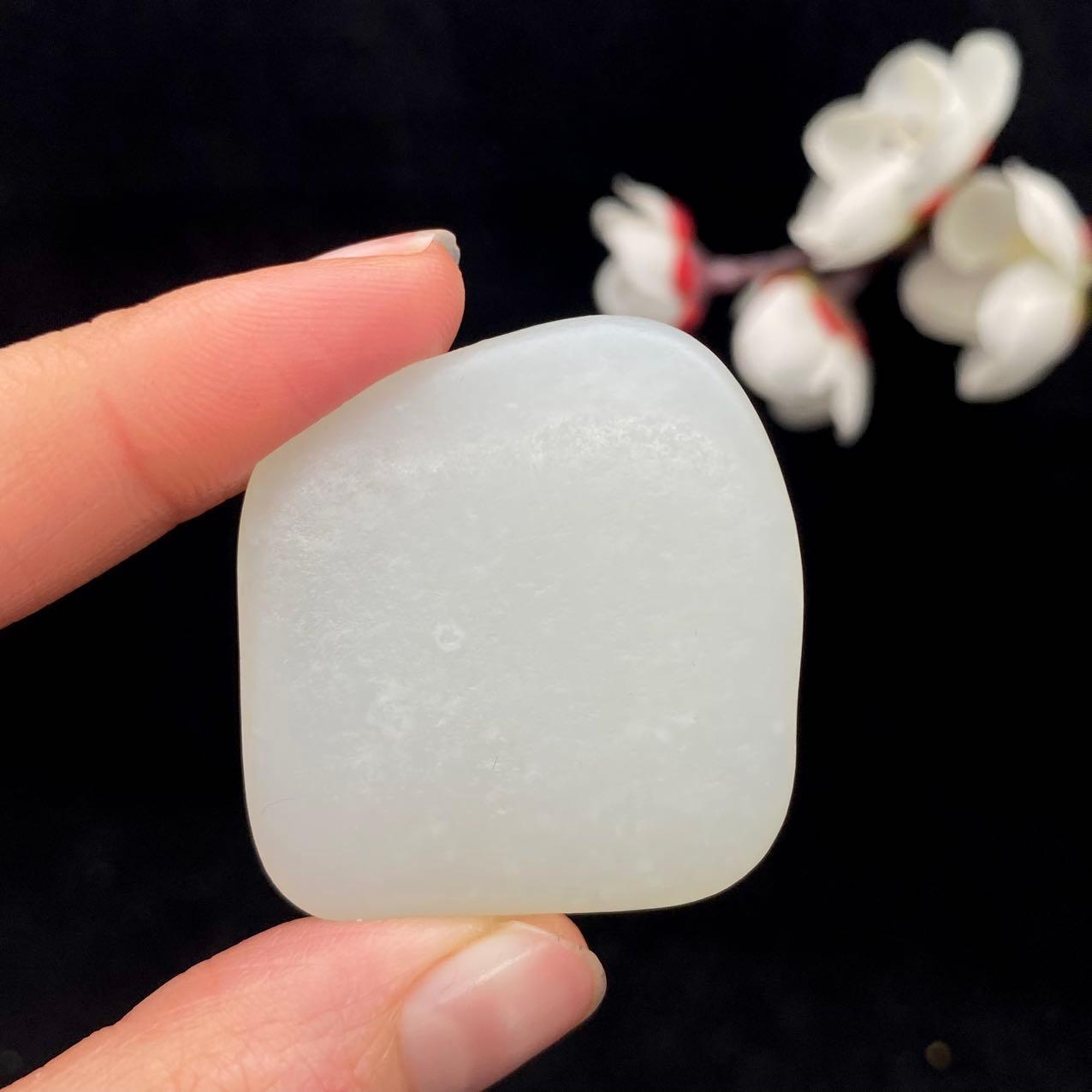 和田玉白玉籽料挂件（21.3g）