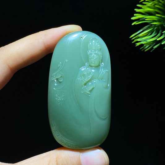 和田玉碧玉粉青观音（49.6g）