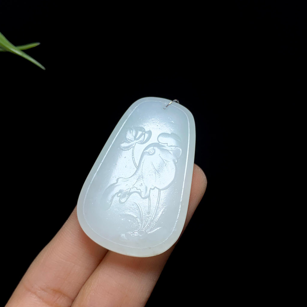 和田山料冰底白玉花开富贵挂件（17.7g）