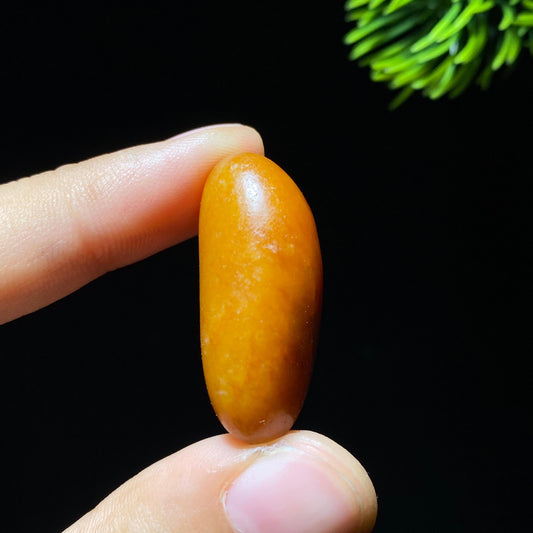 和田玉黄沁籽料原石（7g）