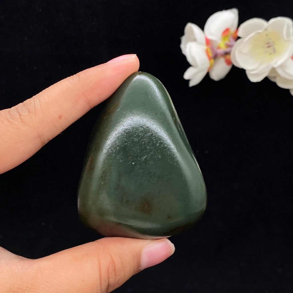 和田玉青玉带红皮籽料手把件（128.2g）