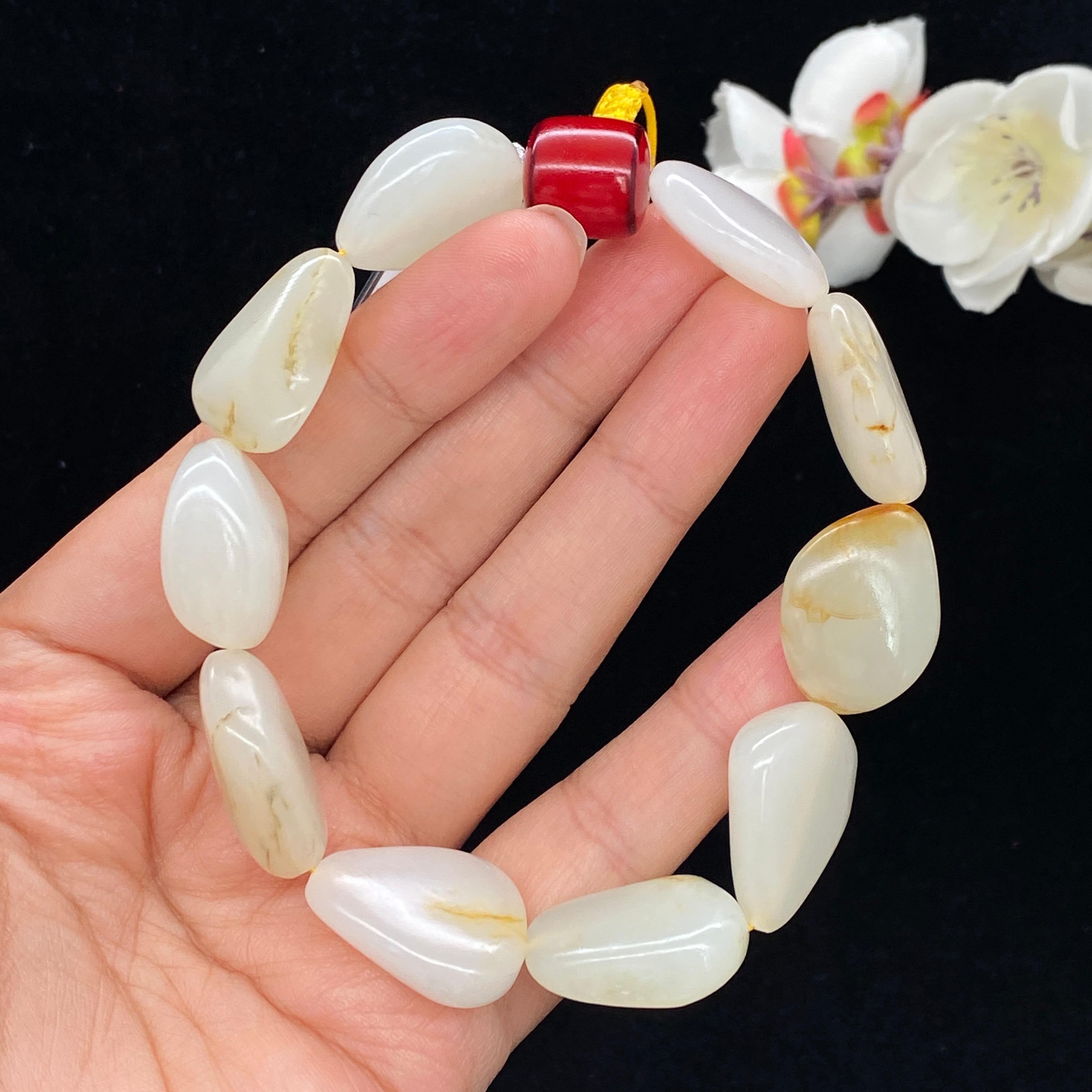 秒杀和田玉-白玉带黄皮籽料【精品手串】H2603300281（56.7g）