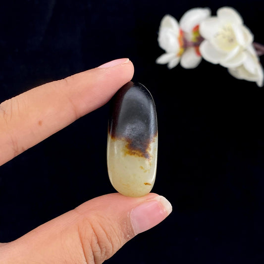 和田玉黑黄皮籽料原石（17.3g）