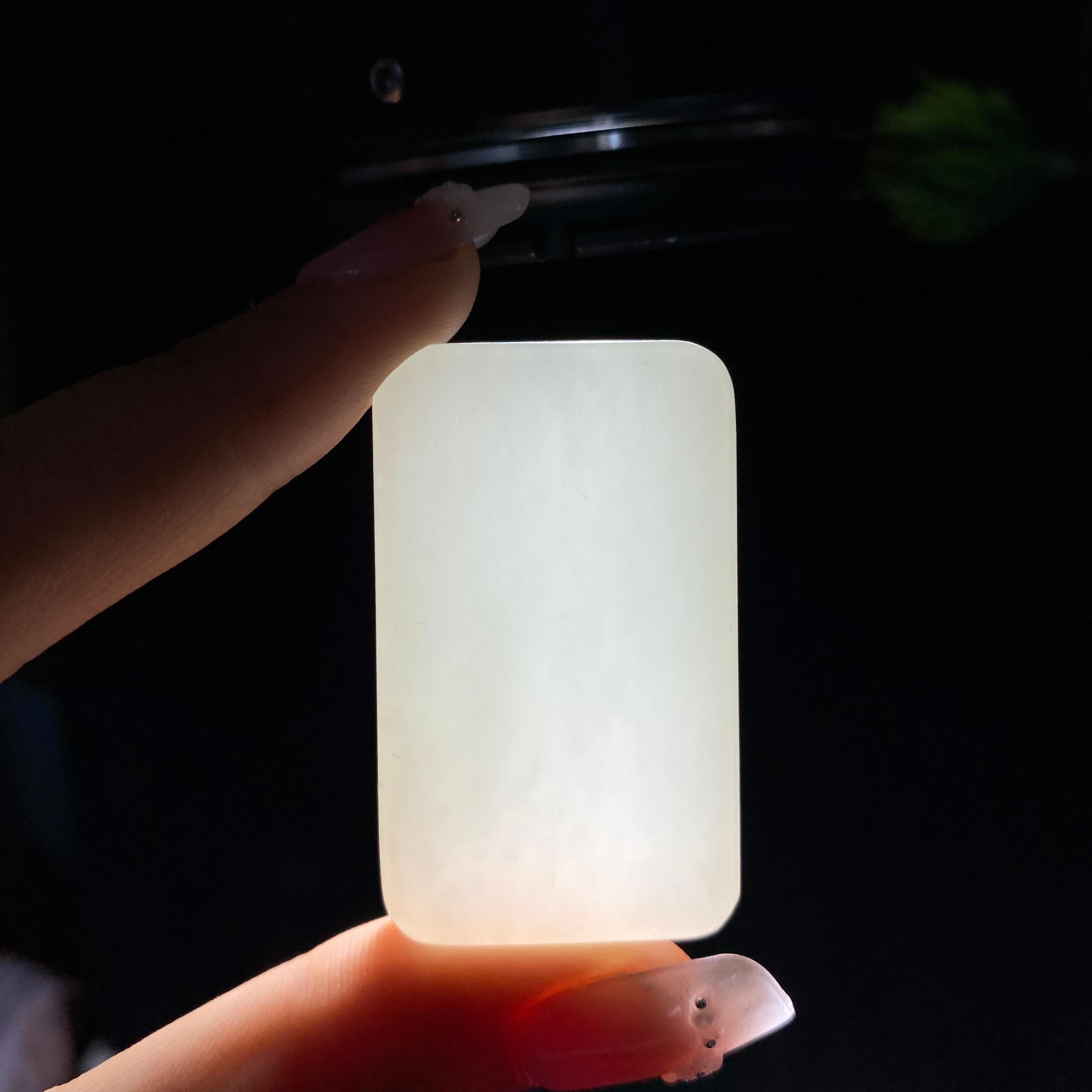 和田玉羊脂白玉无事牌（26.3g）