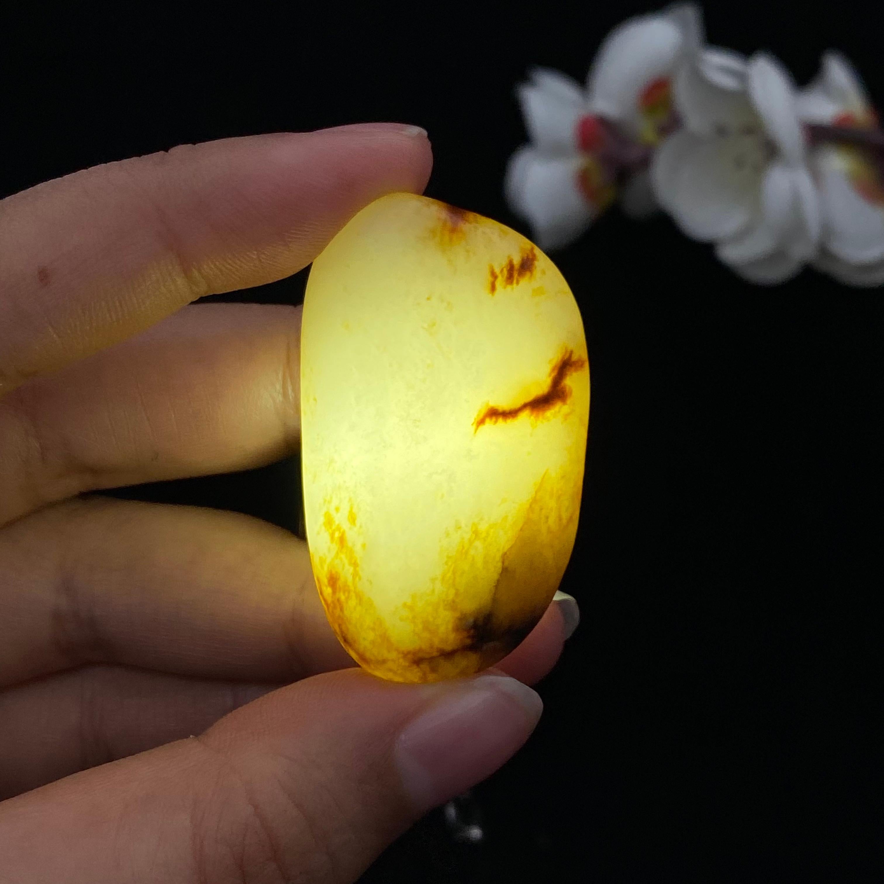 和田玉洒金皮籽料挂件（23.9g）