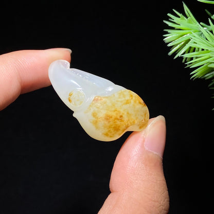 和田玉籽料蟹脚八方来财（9.9g）