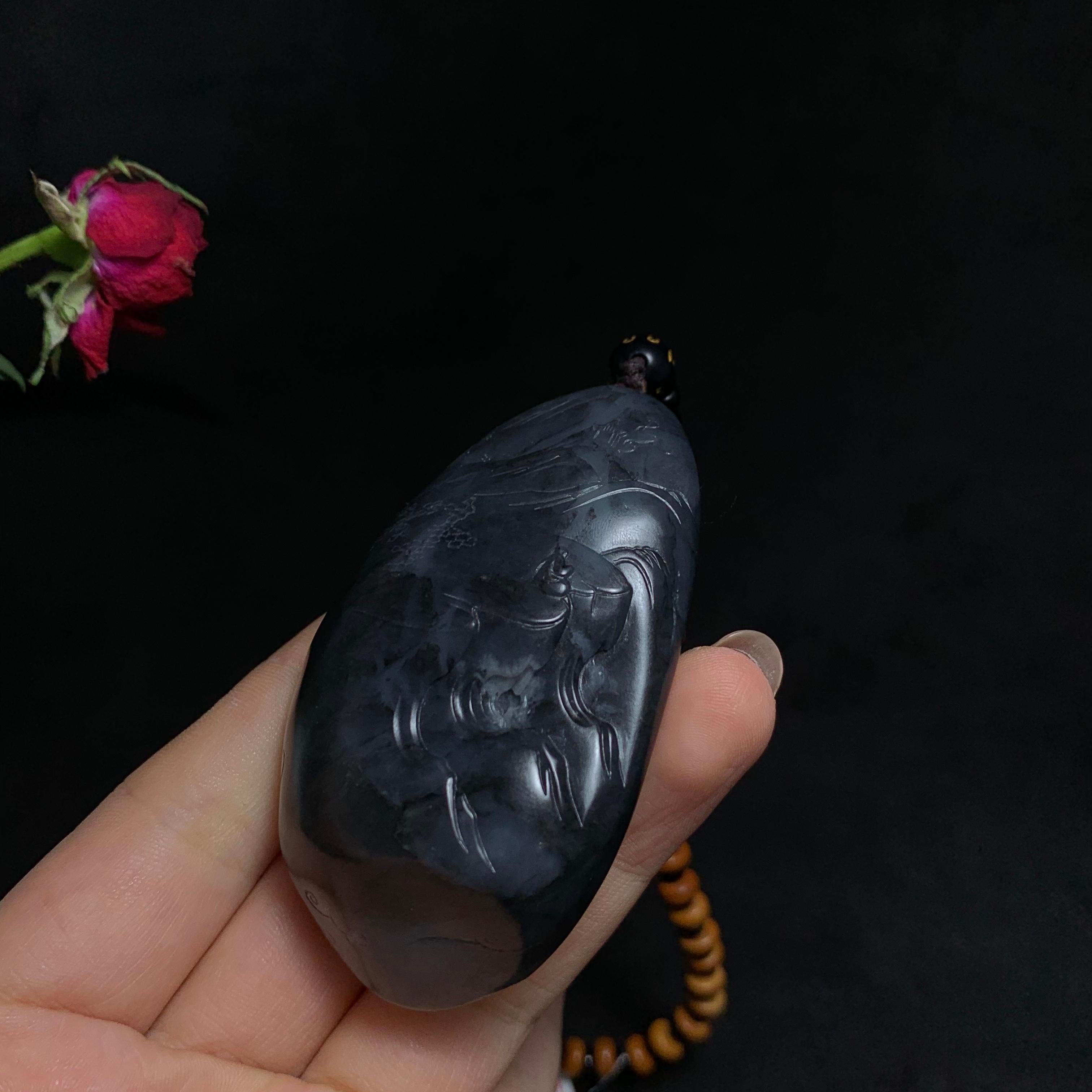 精品和田籽料青花山水手把件（113.4g）