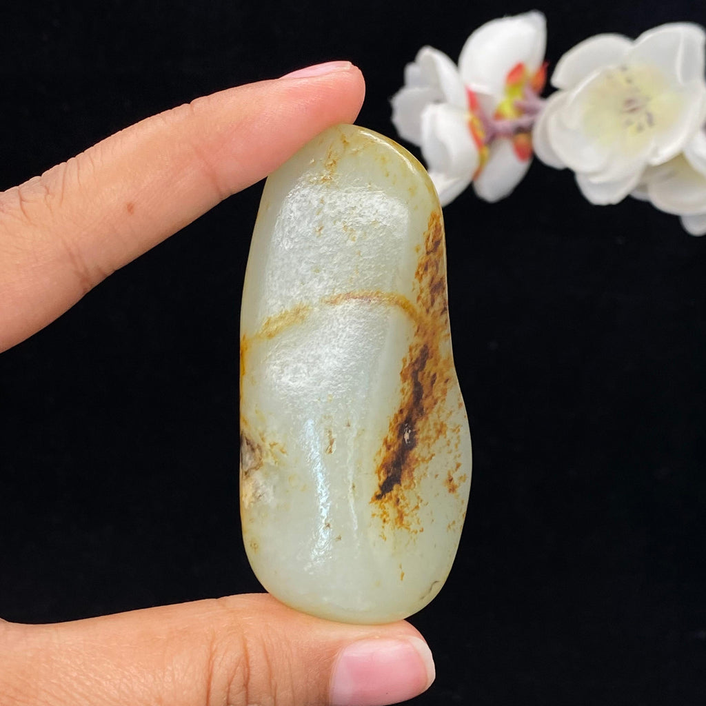 和田玉洒金皮籽料大挂件（54.8g）