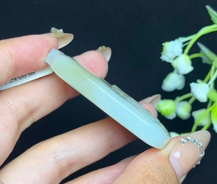 和田玉糖白料龙牌（39.3g）