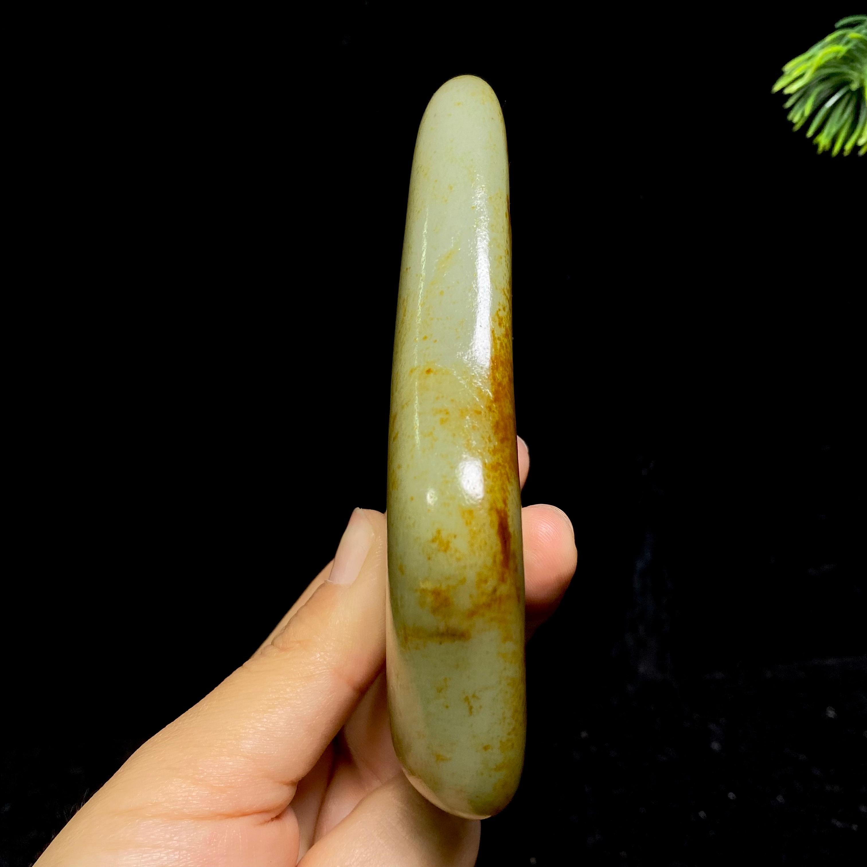 和田玉黄皮籽料把件（184g）