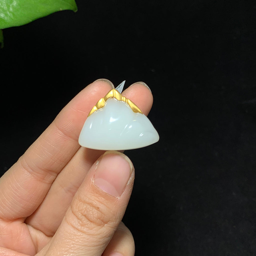 高品质18k金镶羊脂白玉日照金山挂件（11.0g）