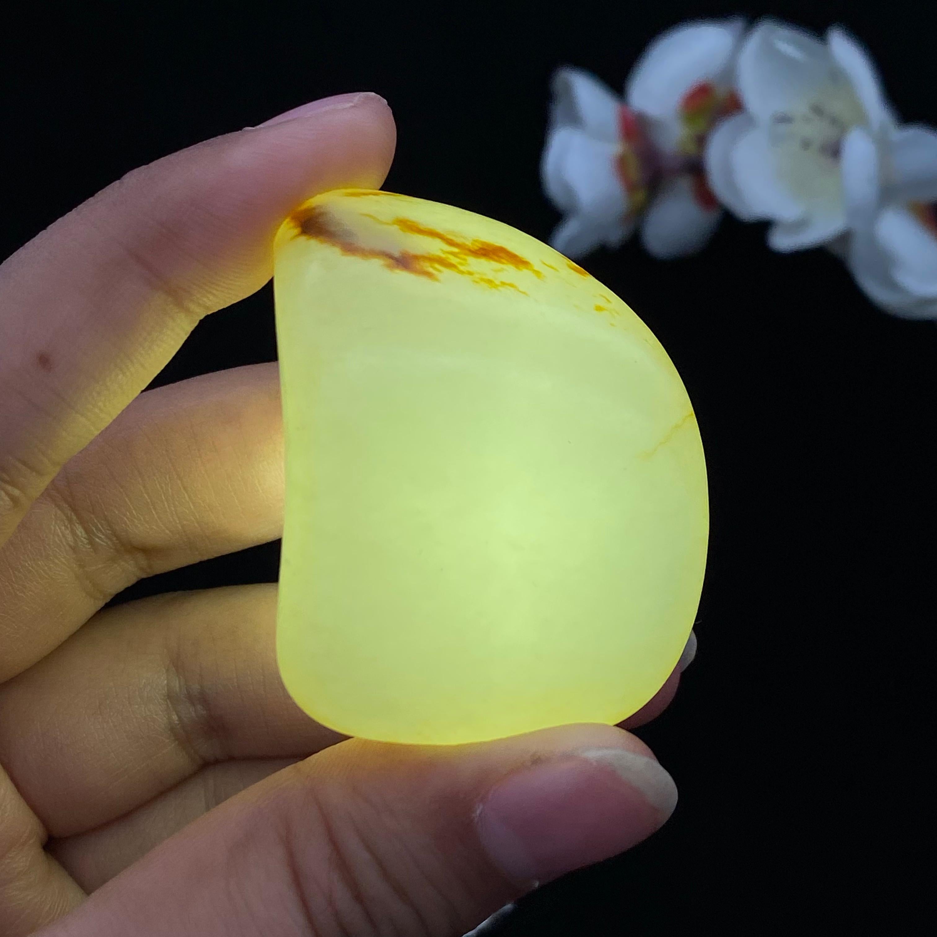 和田玉洒金皮籽料挂件（72.1g）