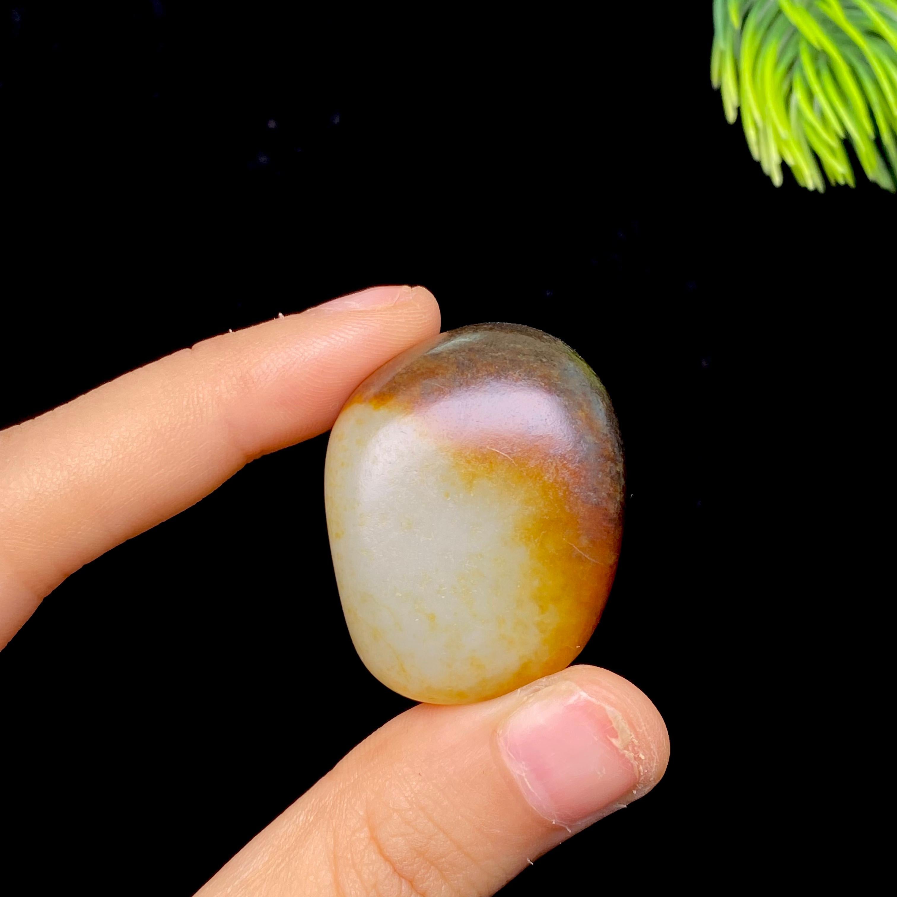 和田玉秋梨皮白肉籽料（36.4g）