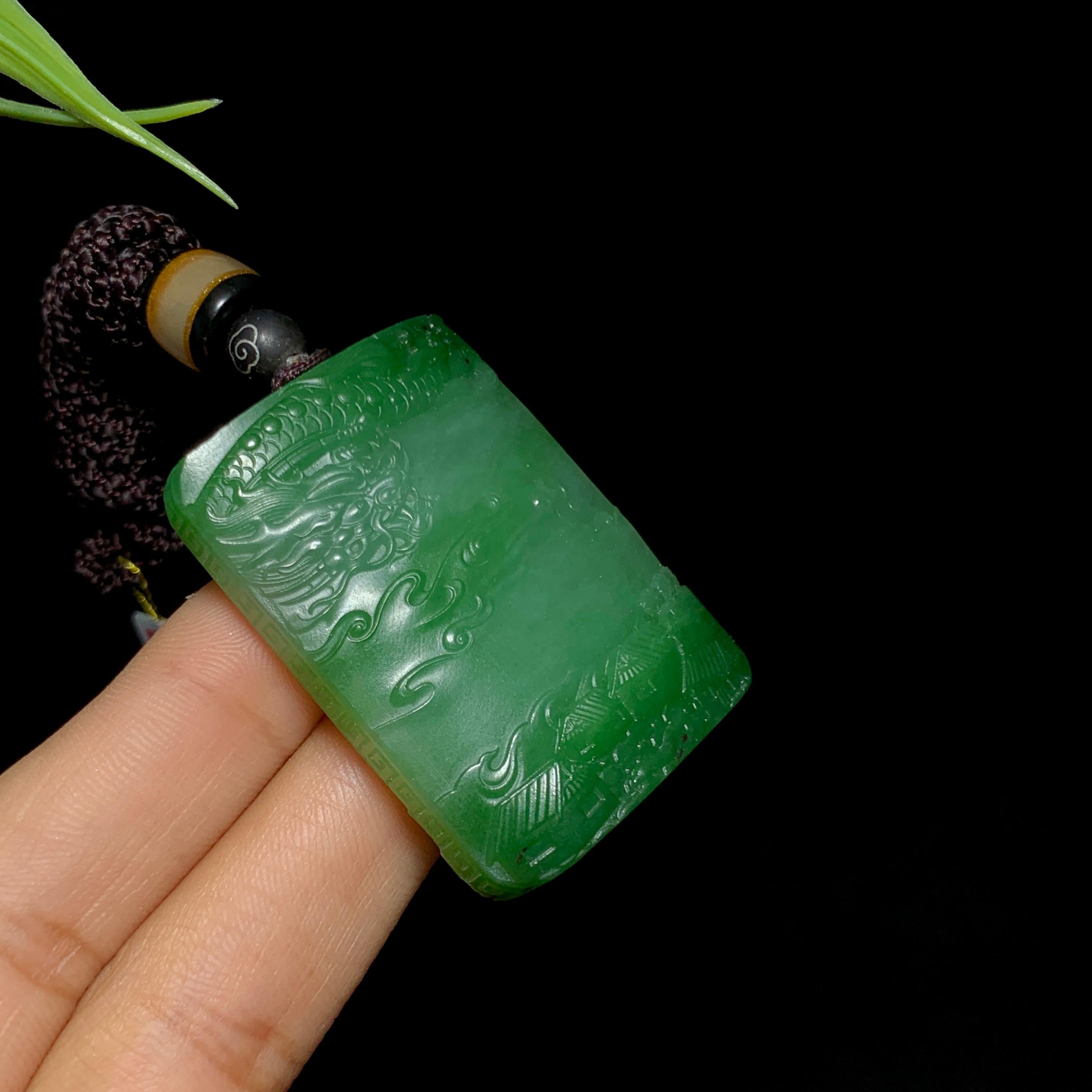 和田山料碧玉山水龙牌（37.0g）