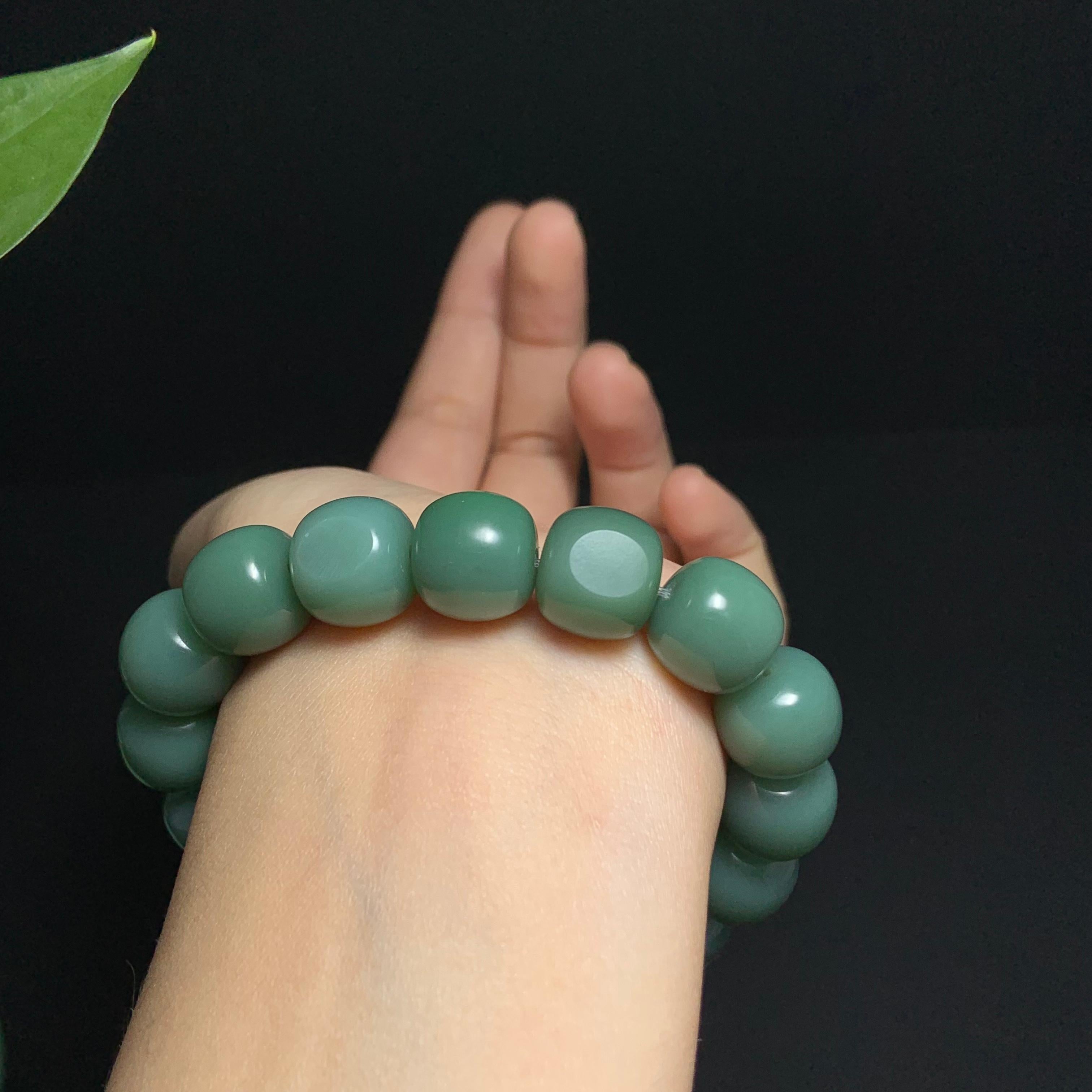 收藏级和田籽料沙枣老型珠手串（60.0g）