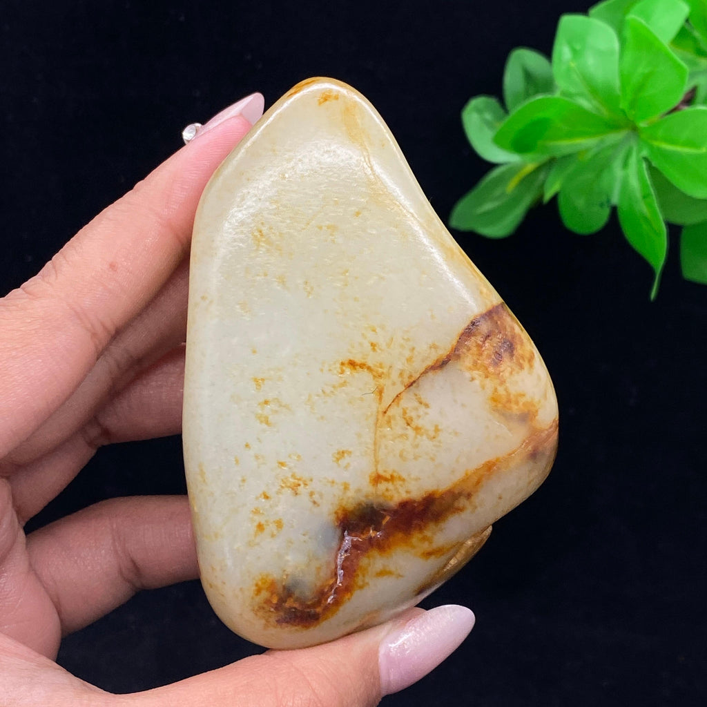 和田玉洒金皮籽料手把件（241g）