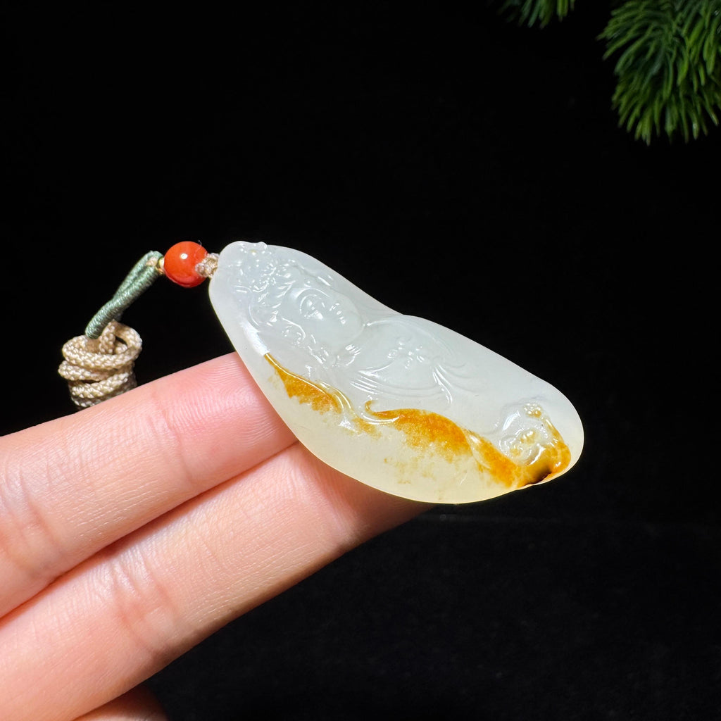 和田玉籽料橘黄皮观音（23.5g）
