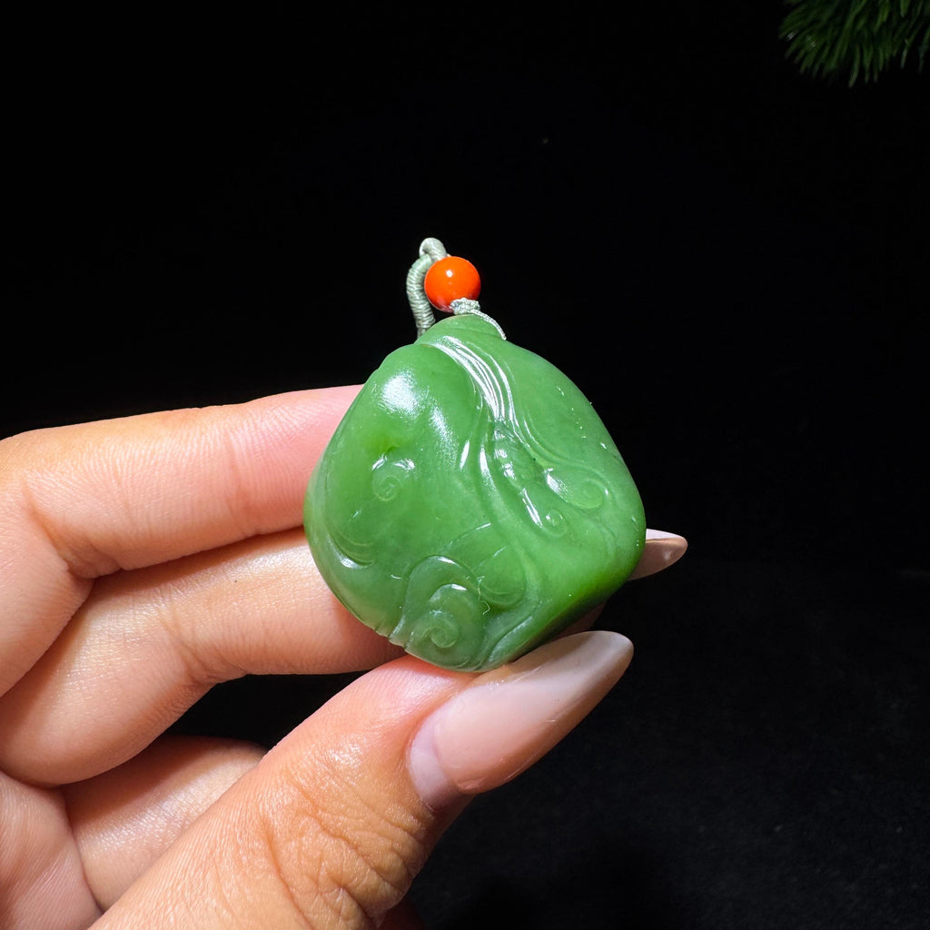和田玉籽料碧玉龙（31.9g）