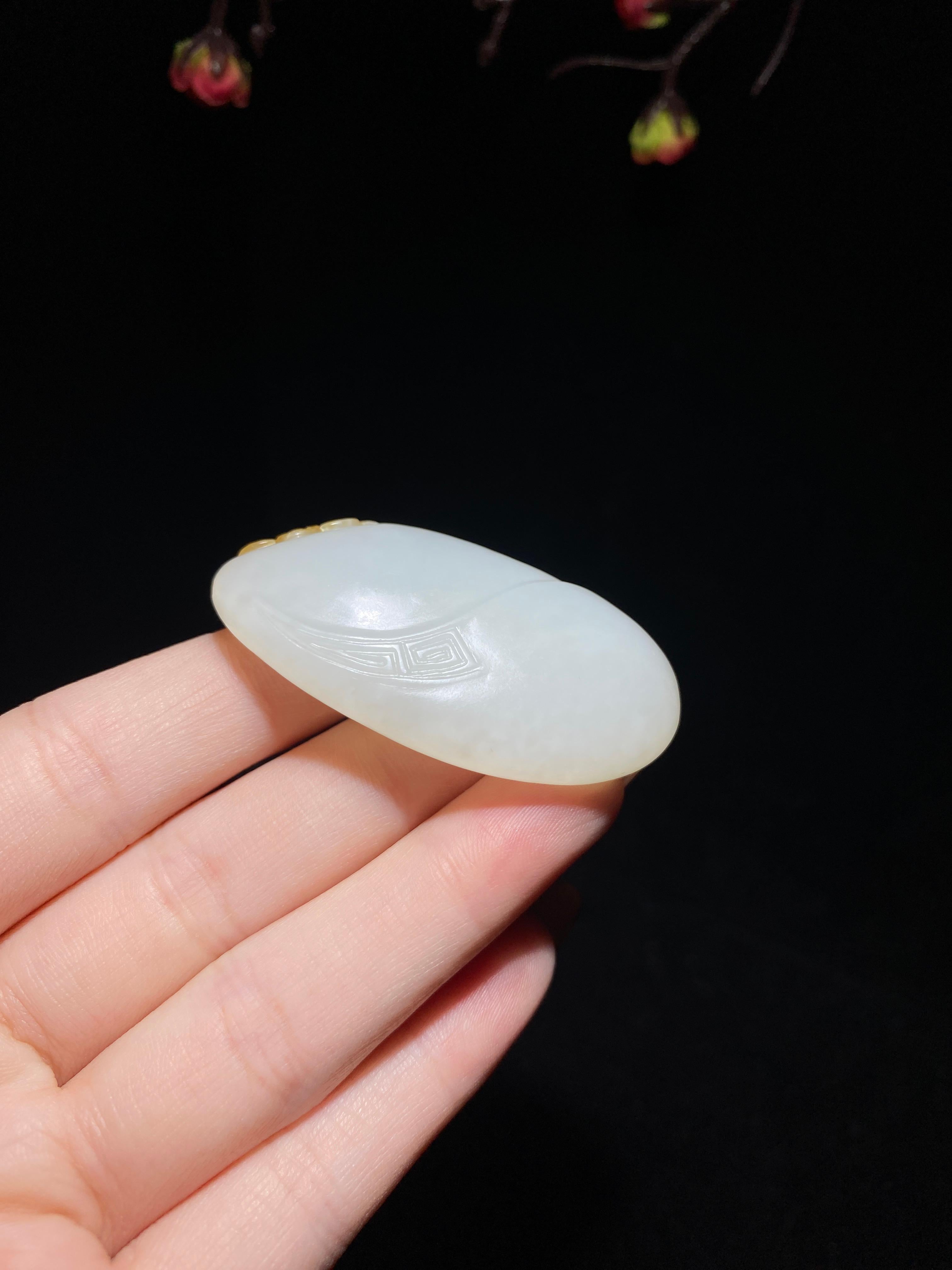和田玉糖白玉福在眼前（35.3g）