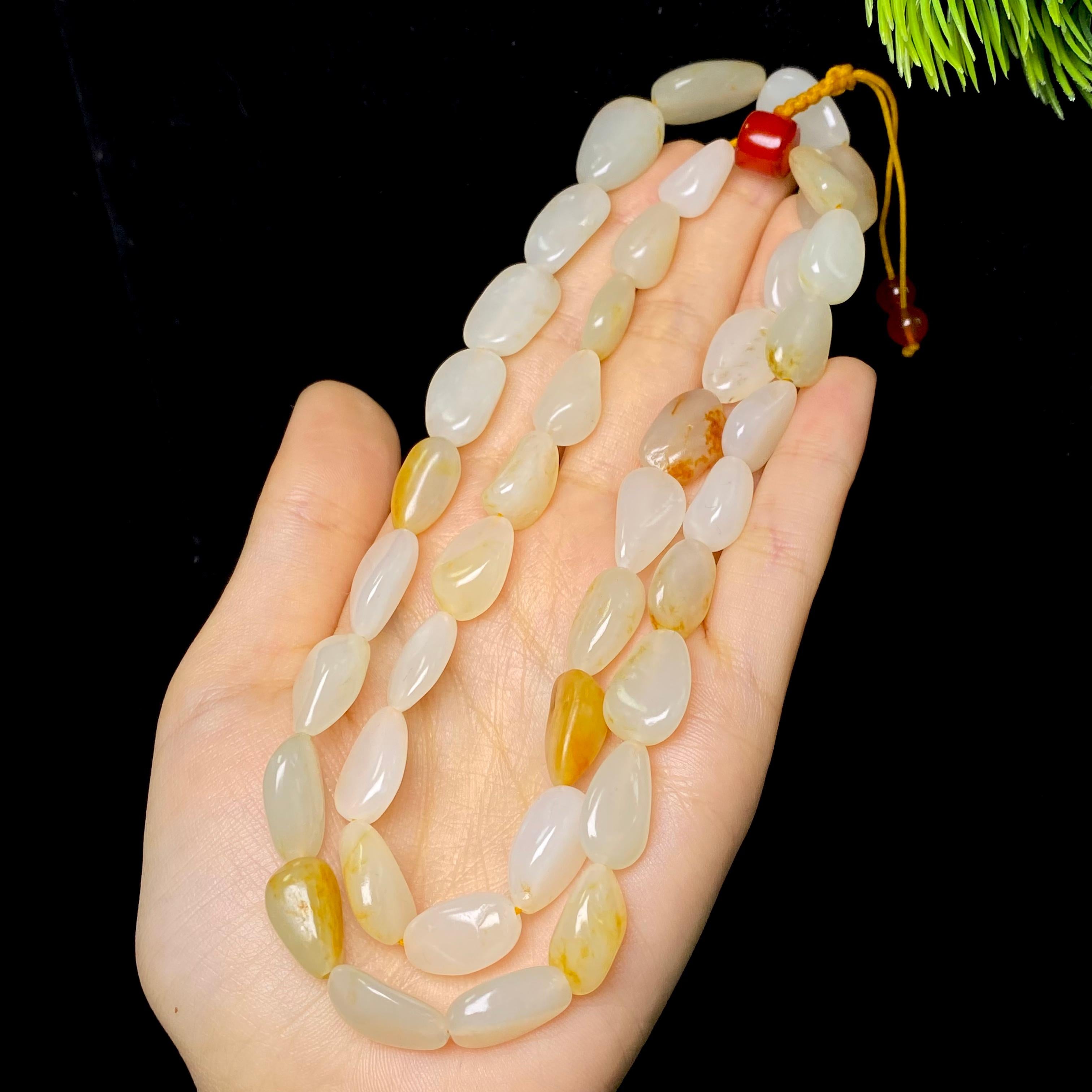 和田玉洒金皮白肉籽料项链（66.25g）