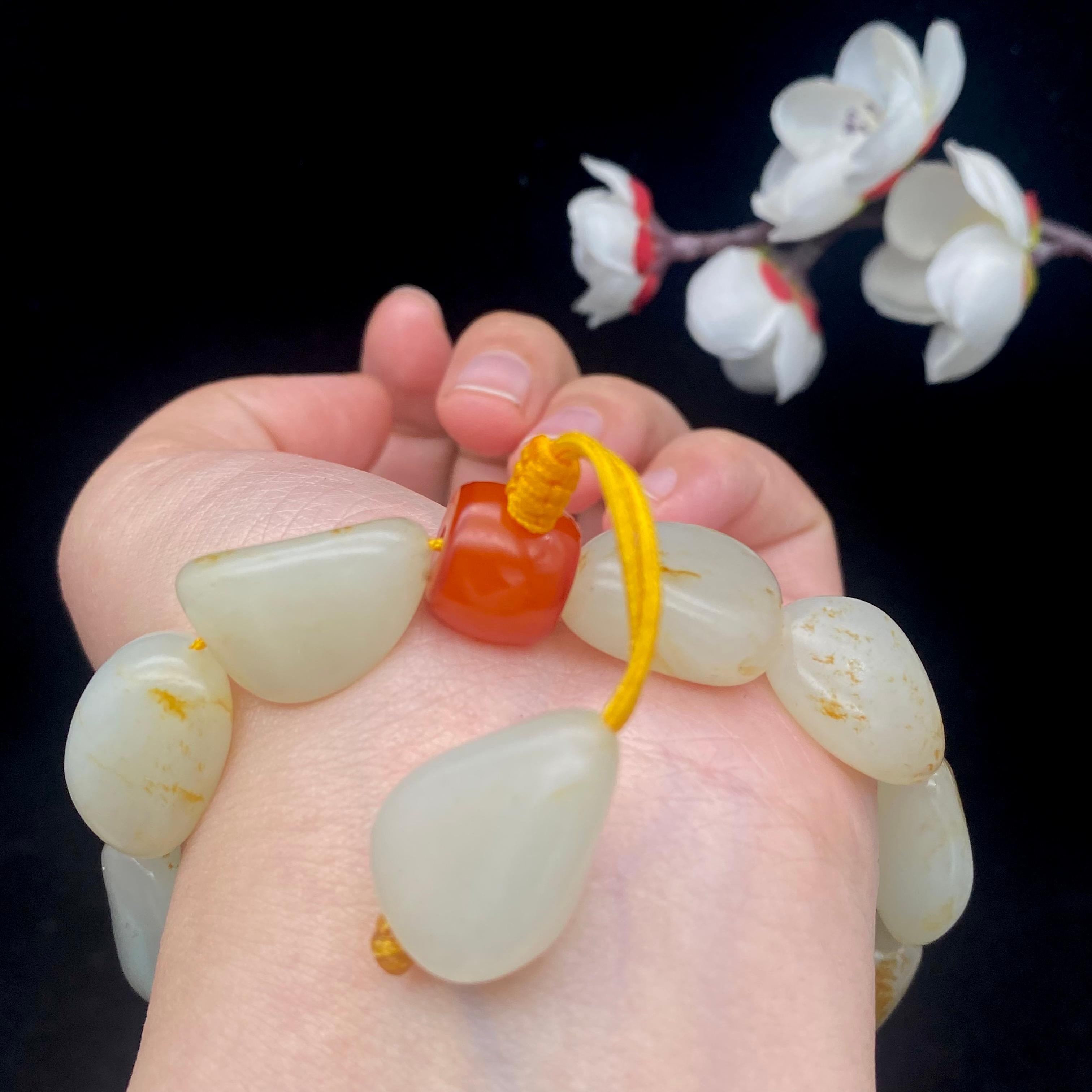 和田玉洒金皮籽料【精品手串】（60.5g）