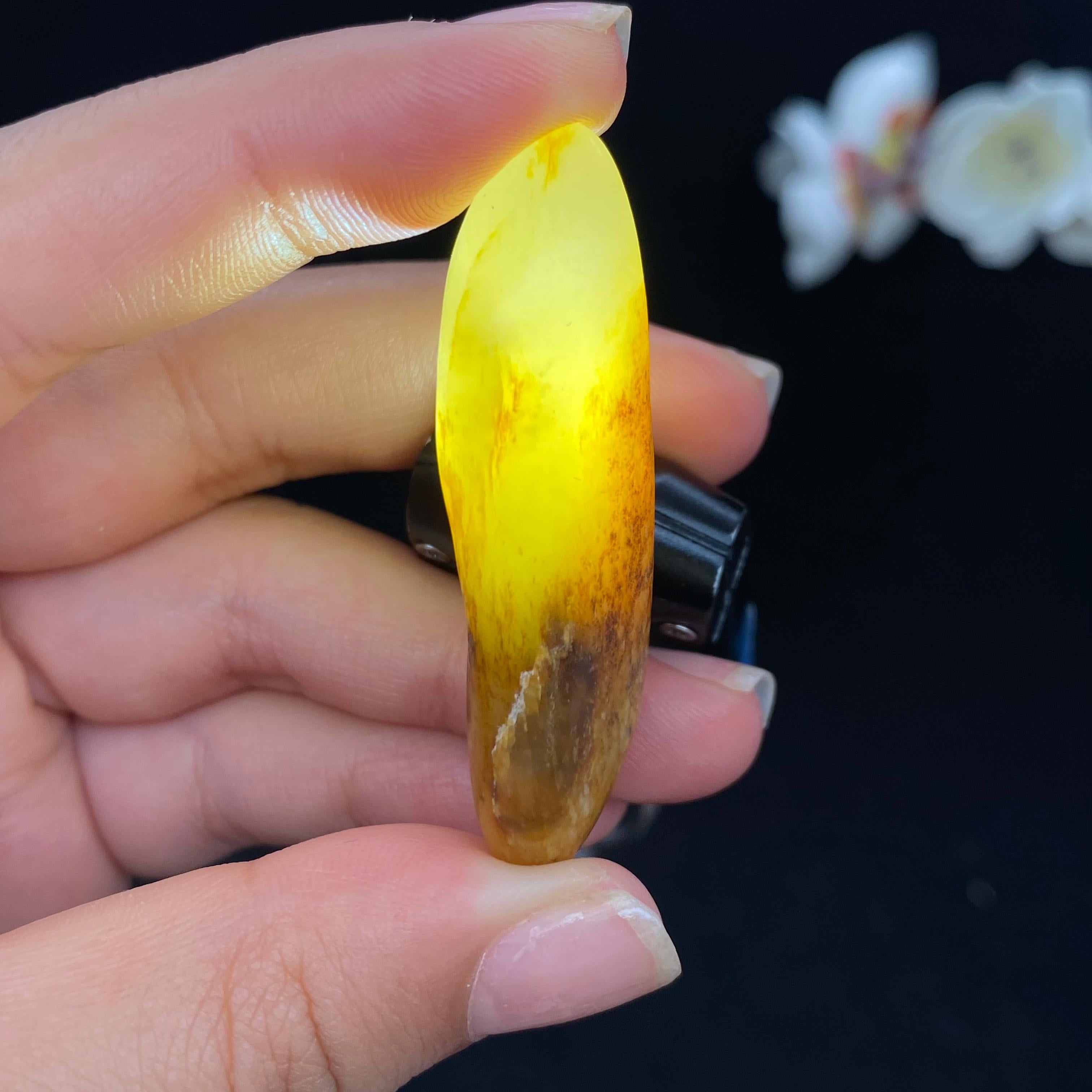 【超值推荐】和田玉聚黄皮籽料吊坠籽（13.3g）