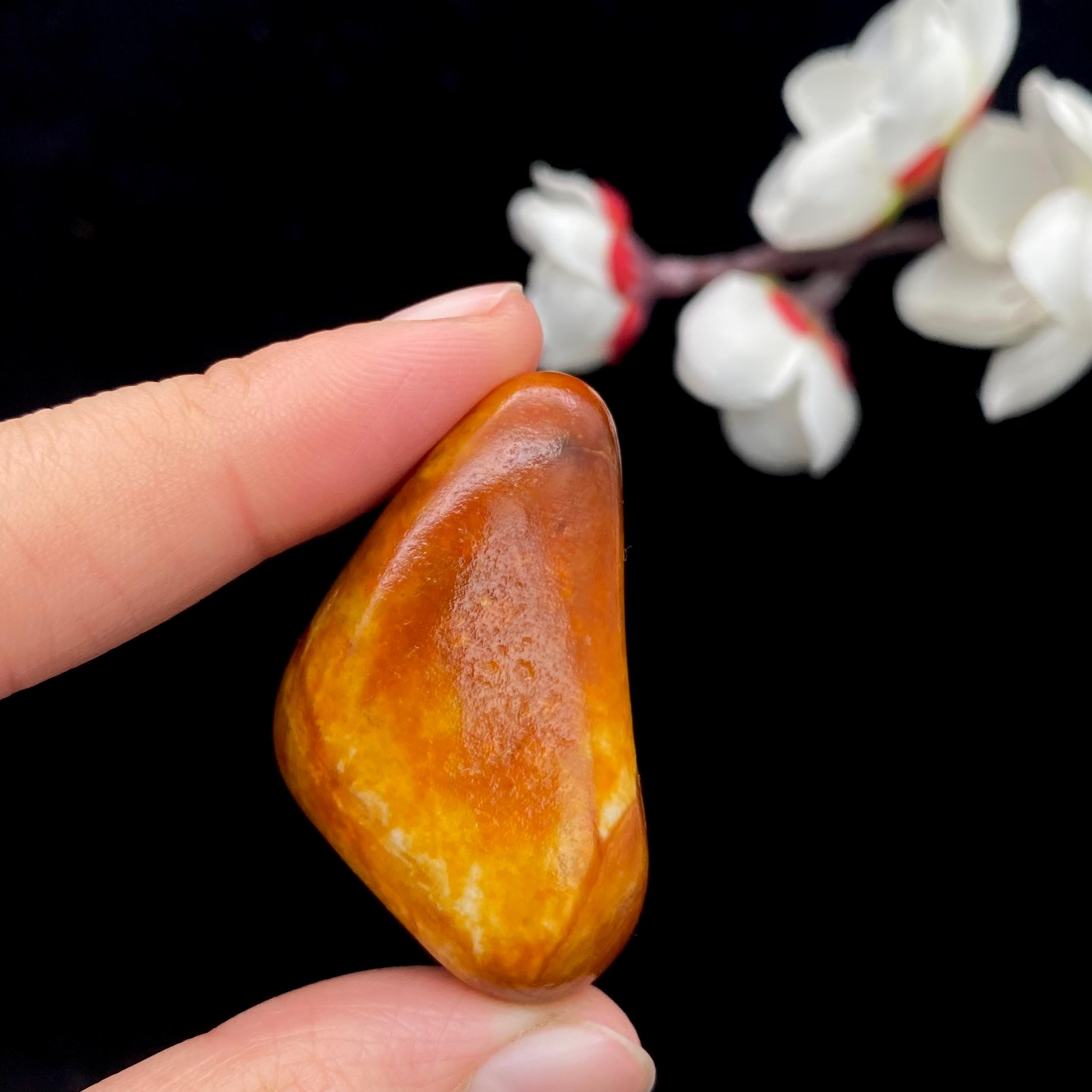 和田玉红沁皮籽料原石（28.3g）