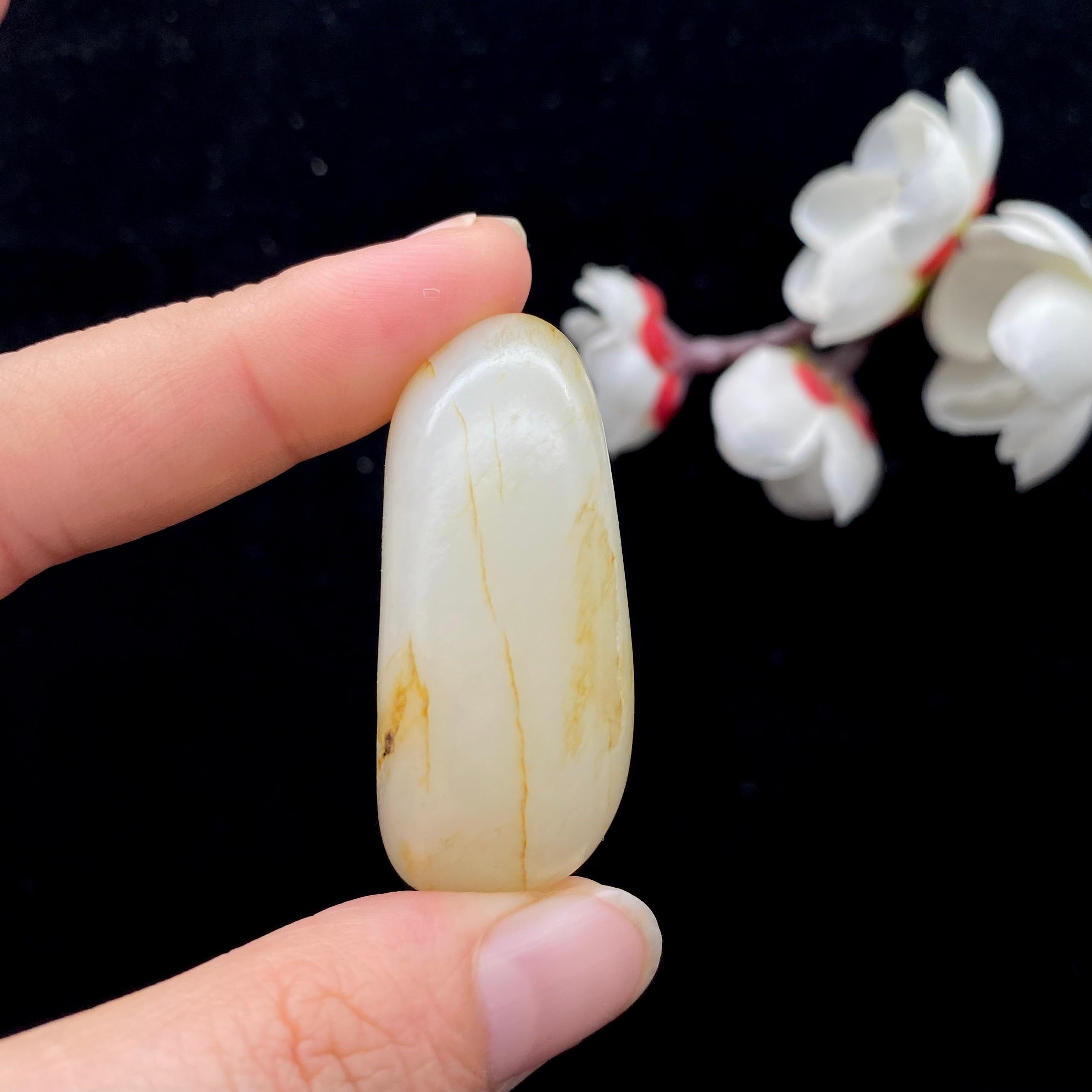 和田玉洒金皮籽料挂件（37.6g）