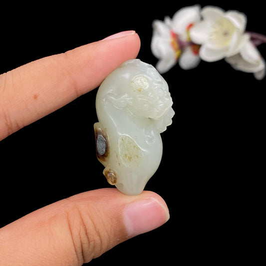 和田玉籽料【回头貔貅】（22.2g）