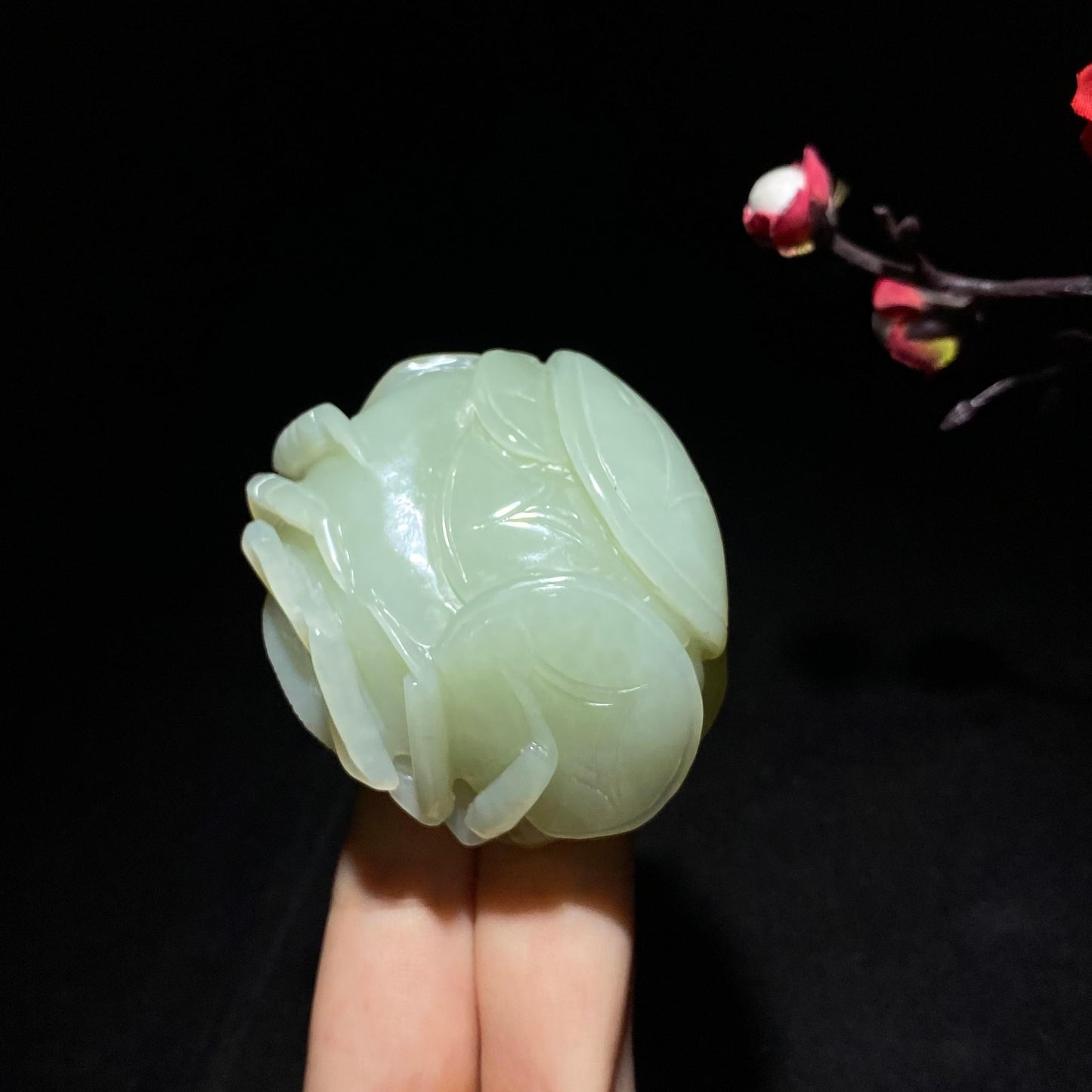 和田山料且末蓝八方来财手把件（112.0g）