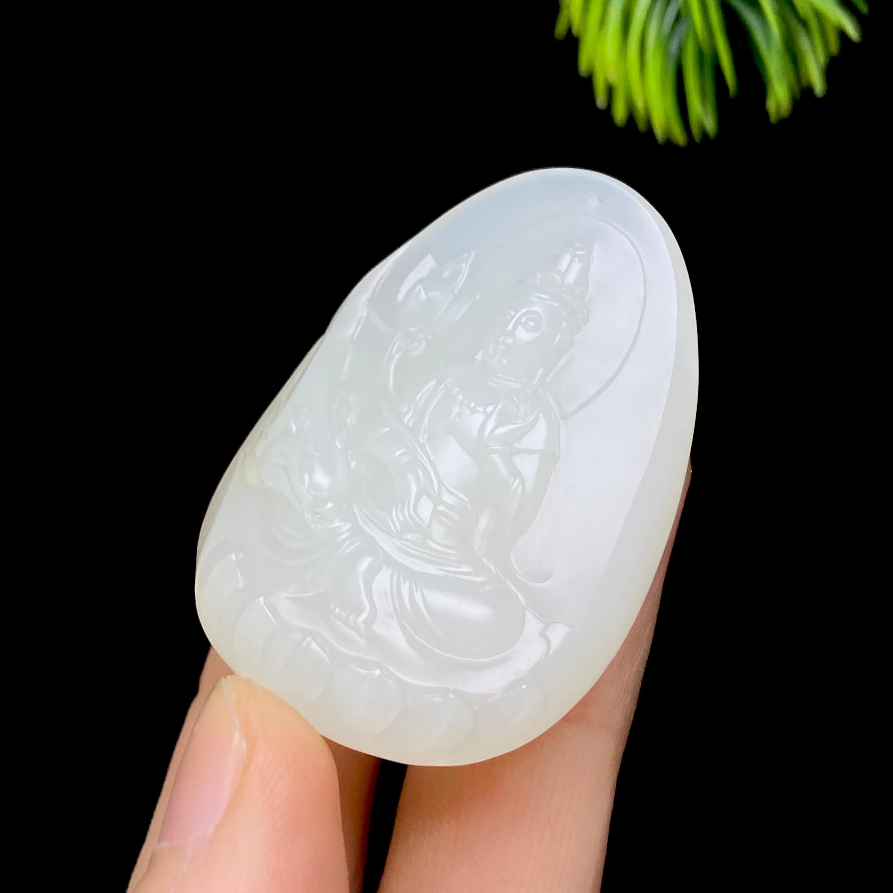 和田玉籽料观音（30.3g）