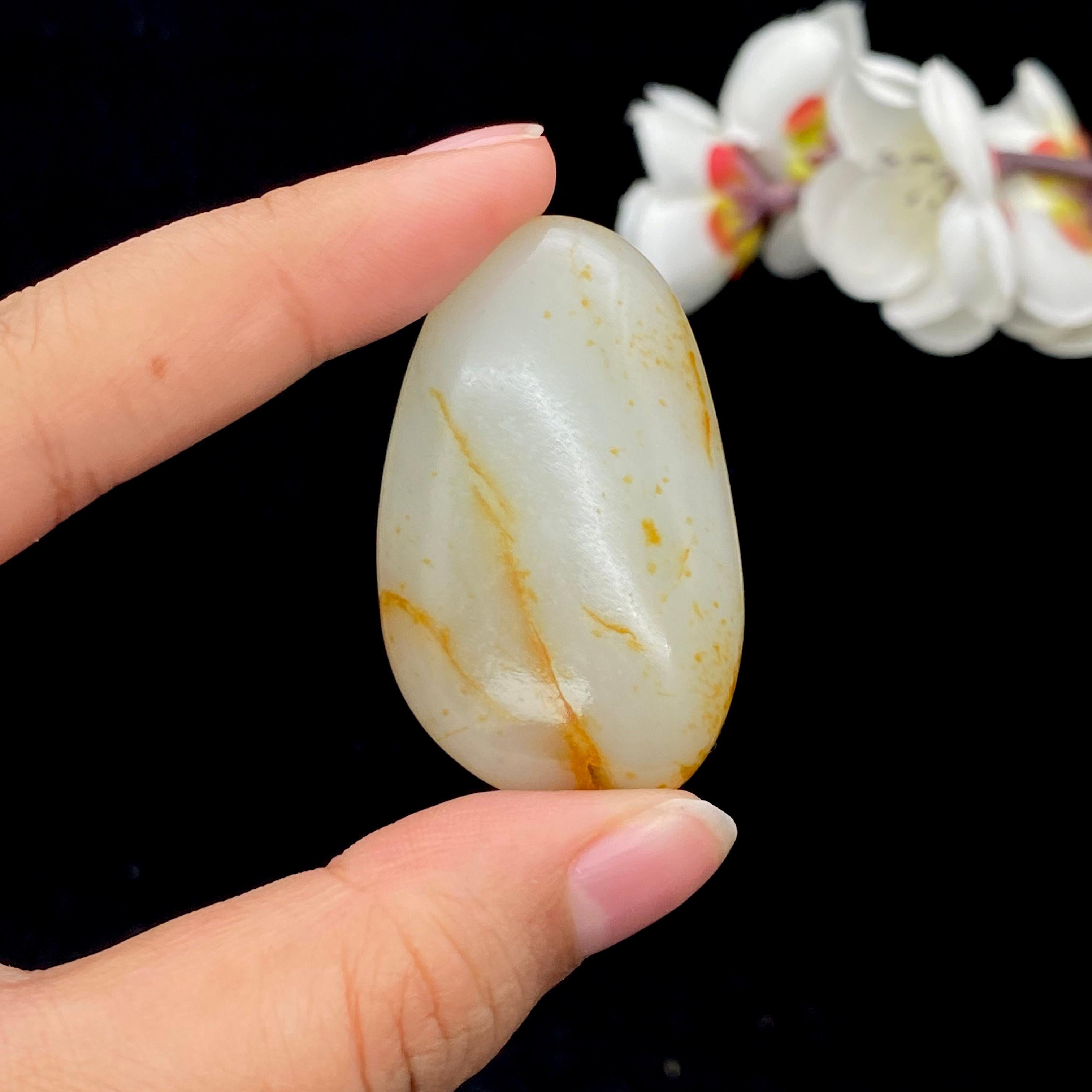 【超值推荐】和田玉洒金皮籽料挂件（30g）