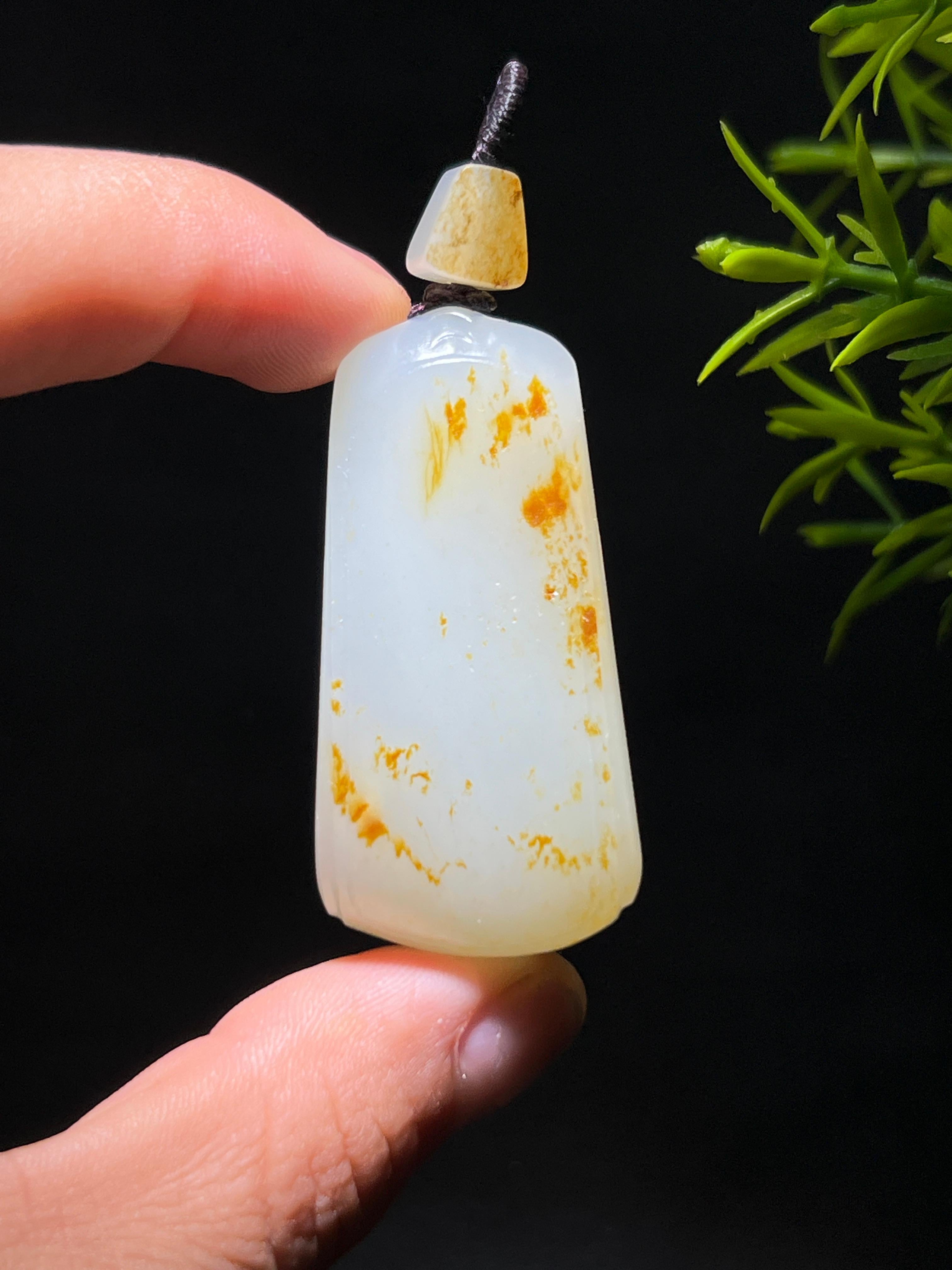 和田籽料随形无事牌（28.6g）