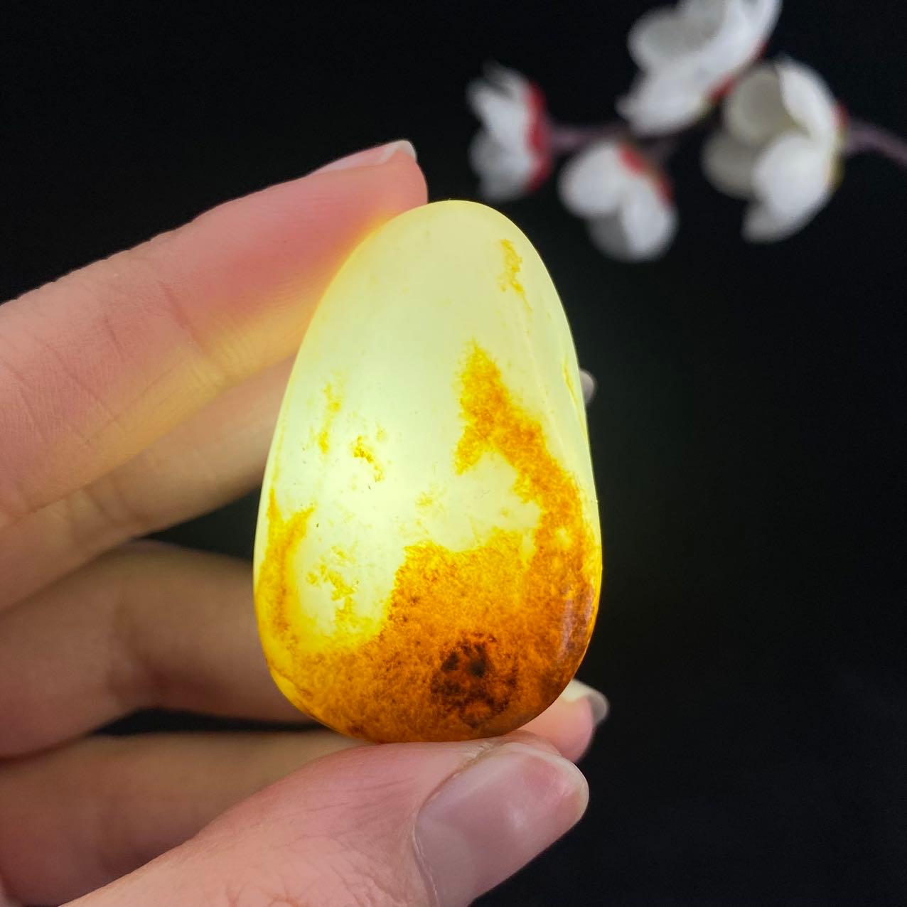 和田玉聚黄皮籽料（29.8g）